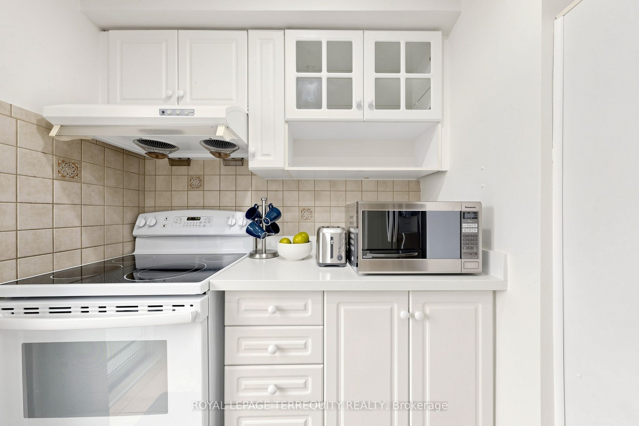 1865 Kingston Road 62 Property Photo 17