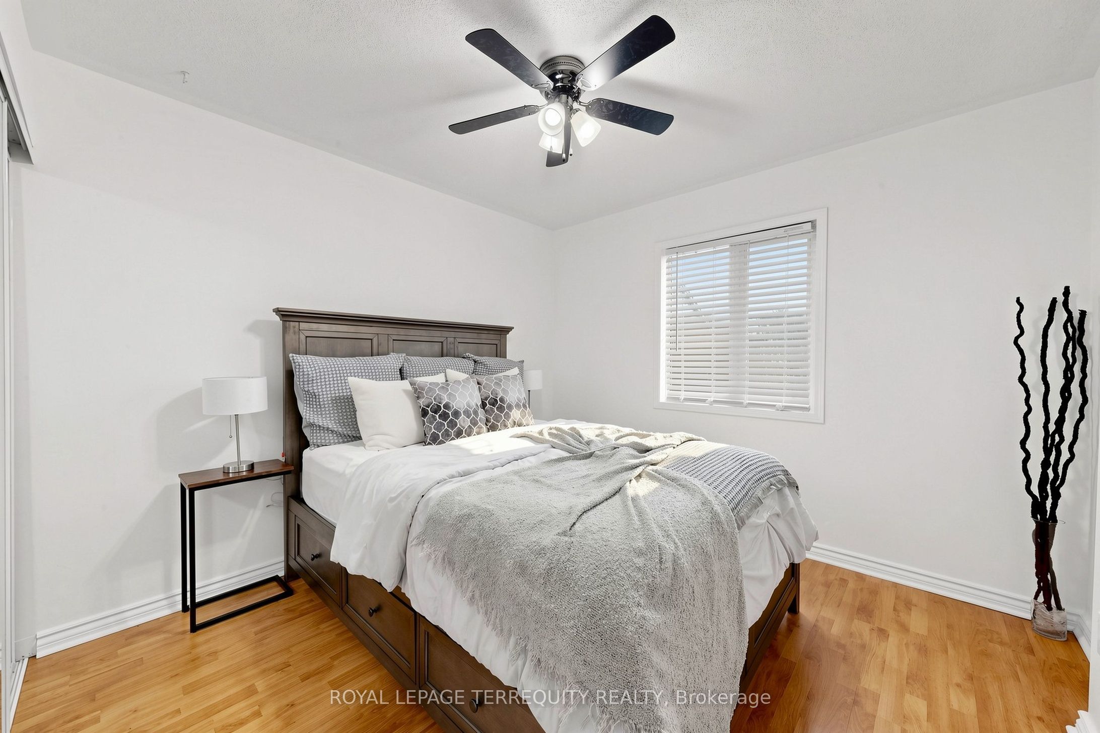 1865 Kingston Road 62 Property Photo 25