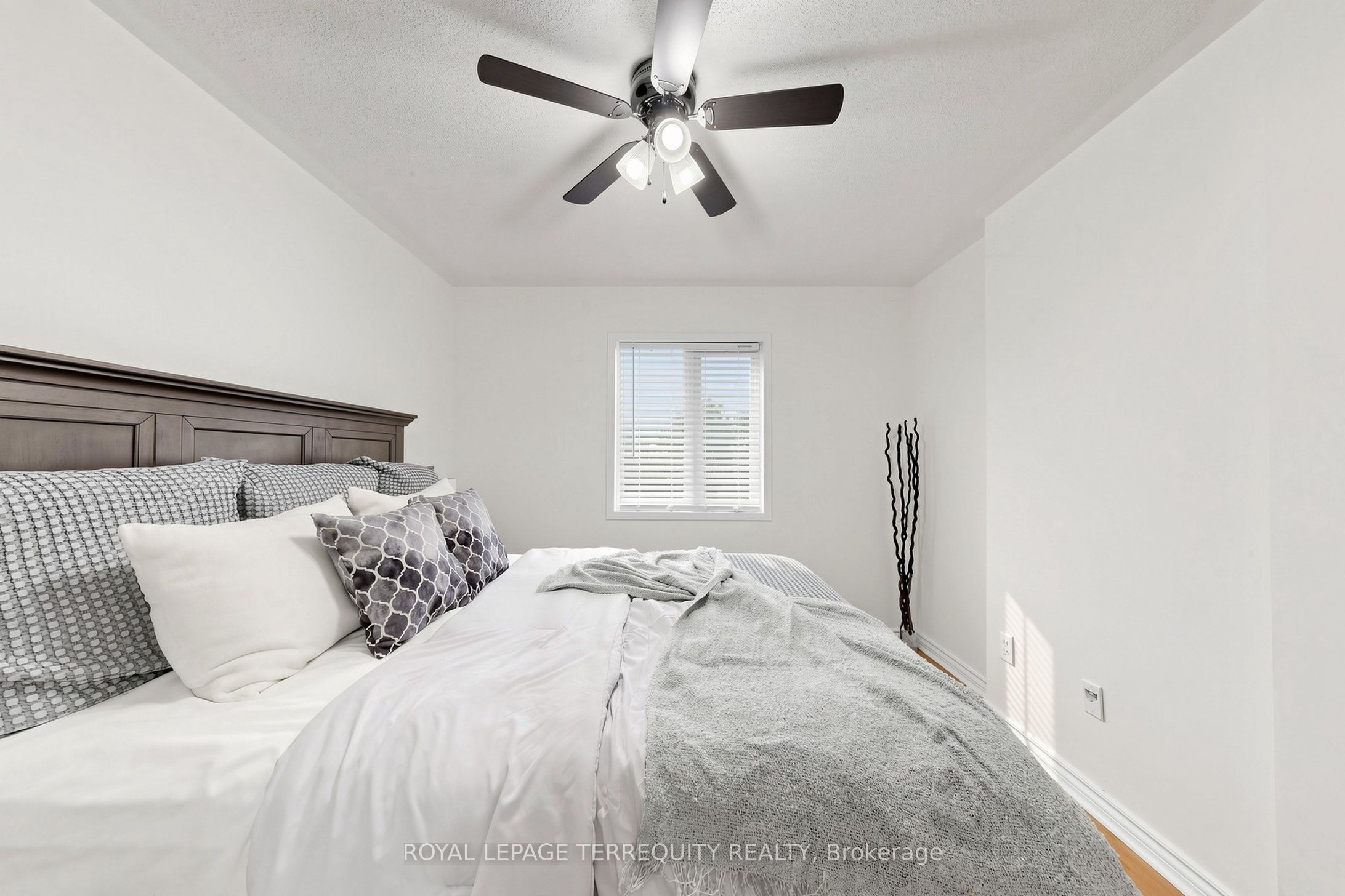 1865 Kingston Road 62 Property Photo 27