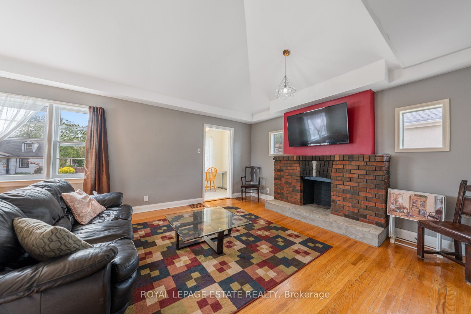 601 Pharmacy Avenue Property Photo 4