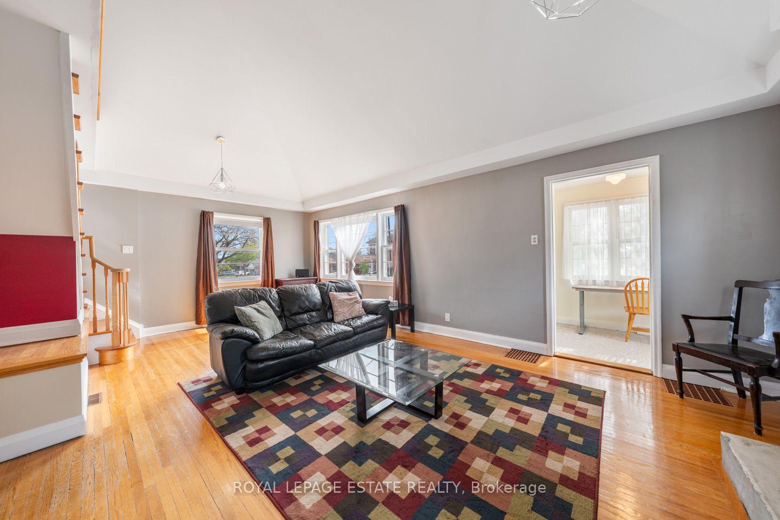 601 Pharmacy Avenue Property Photo 7