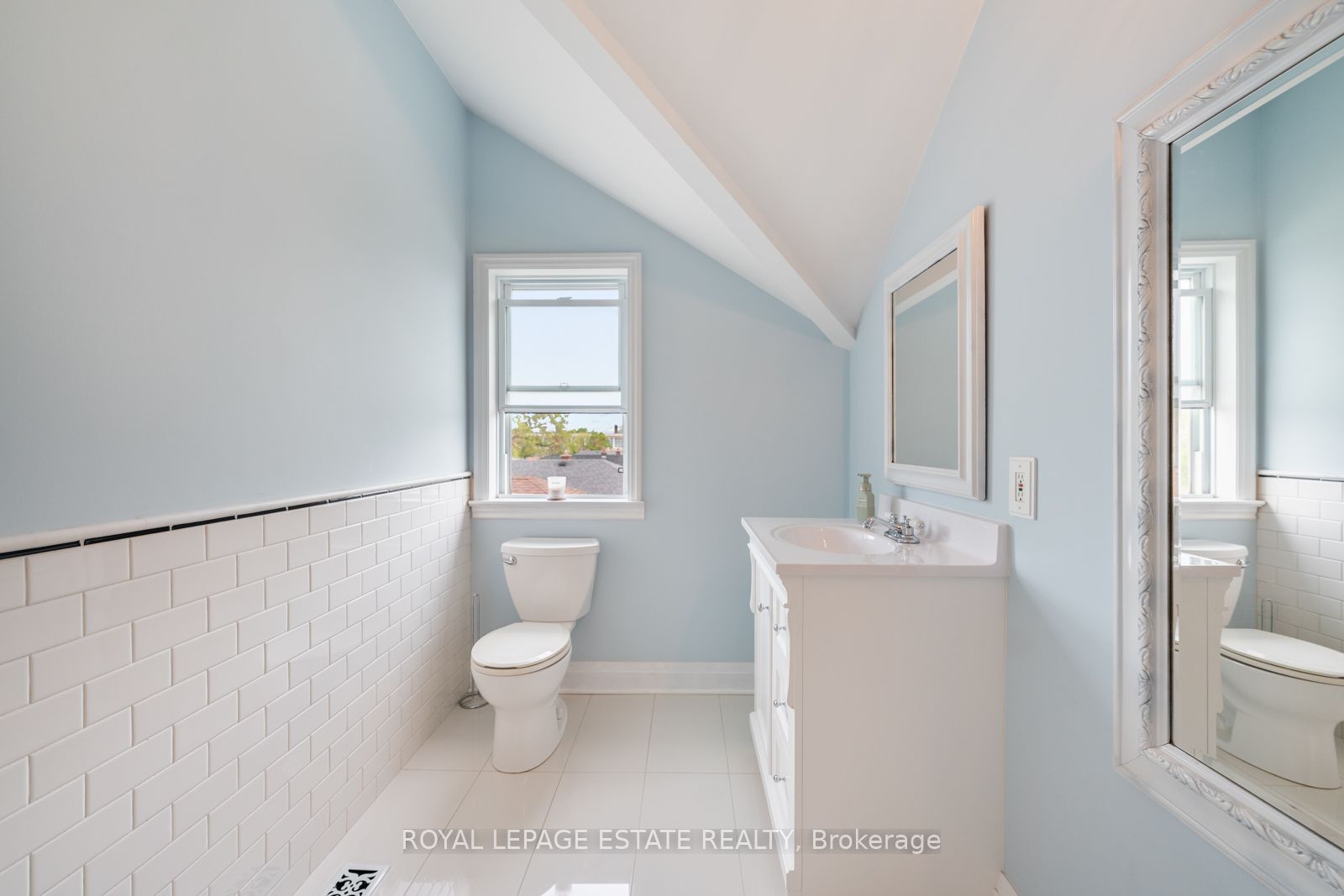 601 Pharmacy Avenue Property Photo 21