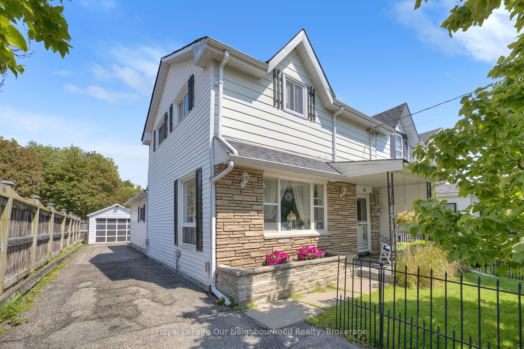 66 Wellington Street Property Photo 1