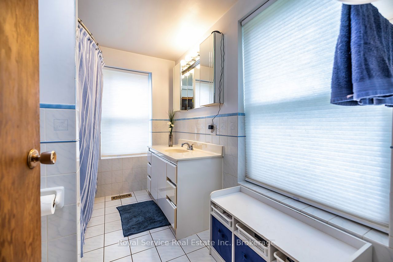 4045 Highway 2 Property Photo 16