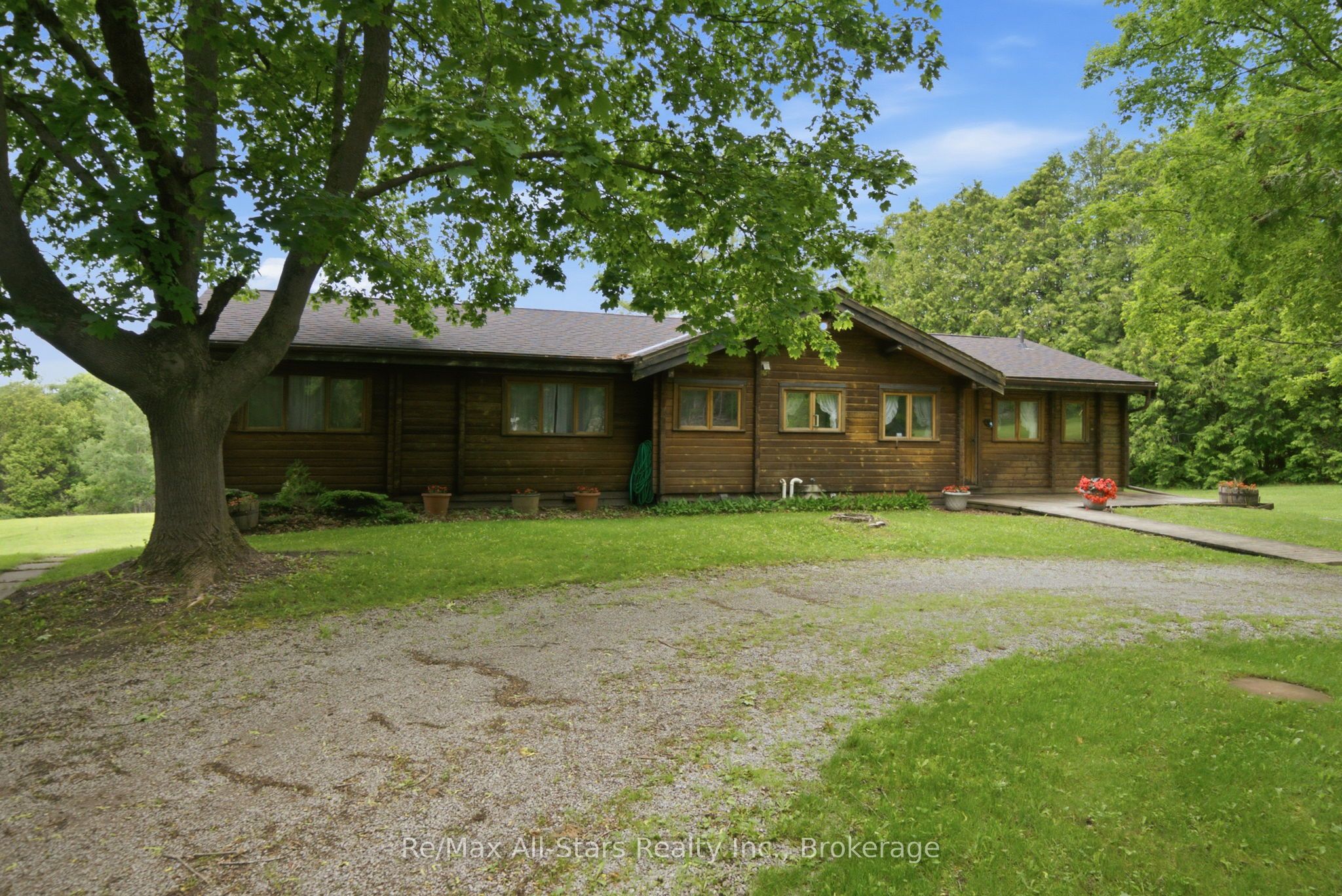18050 Nesbitt Line Property Photo 4