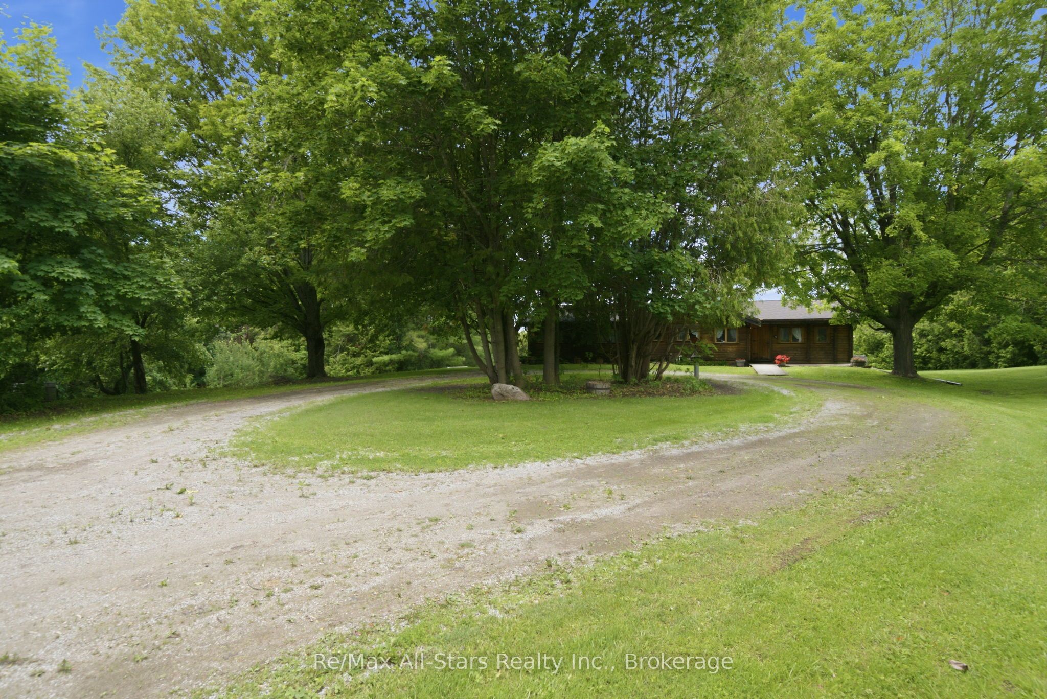 18050 Nesbitt Line Property Photo 5