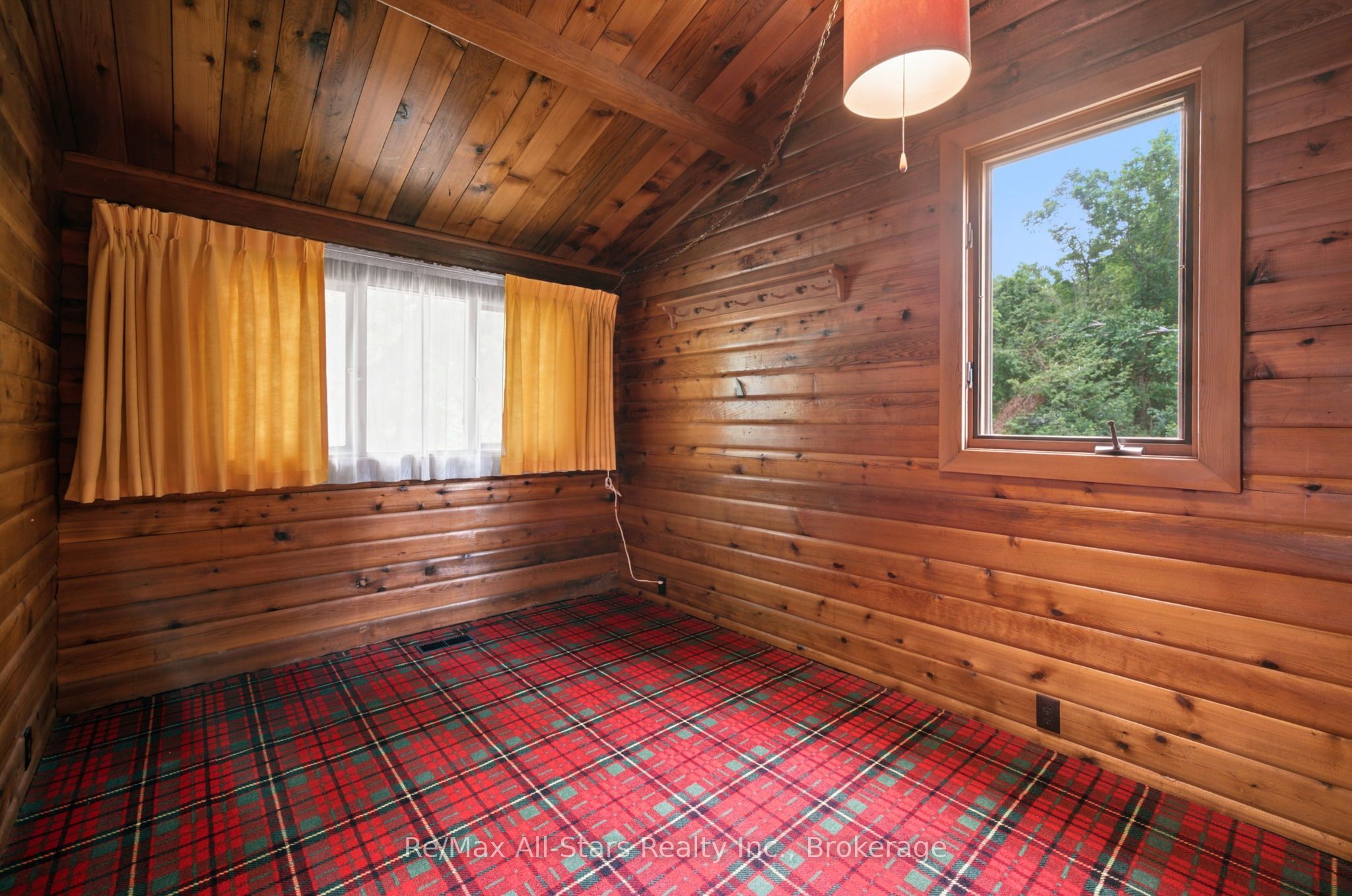 18050 Nesbitt Line Property Photo 14