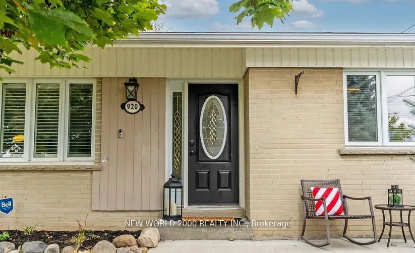 920 Greenwood Crescent