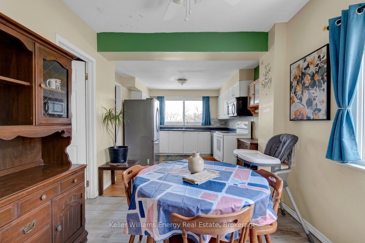 741 Ritson Road S Property Photo 10