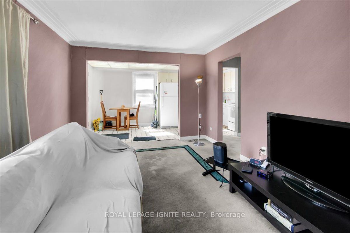 76 Celeste Drive Property Photo 8
