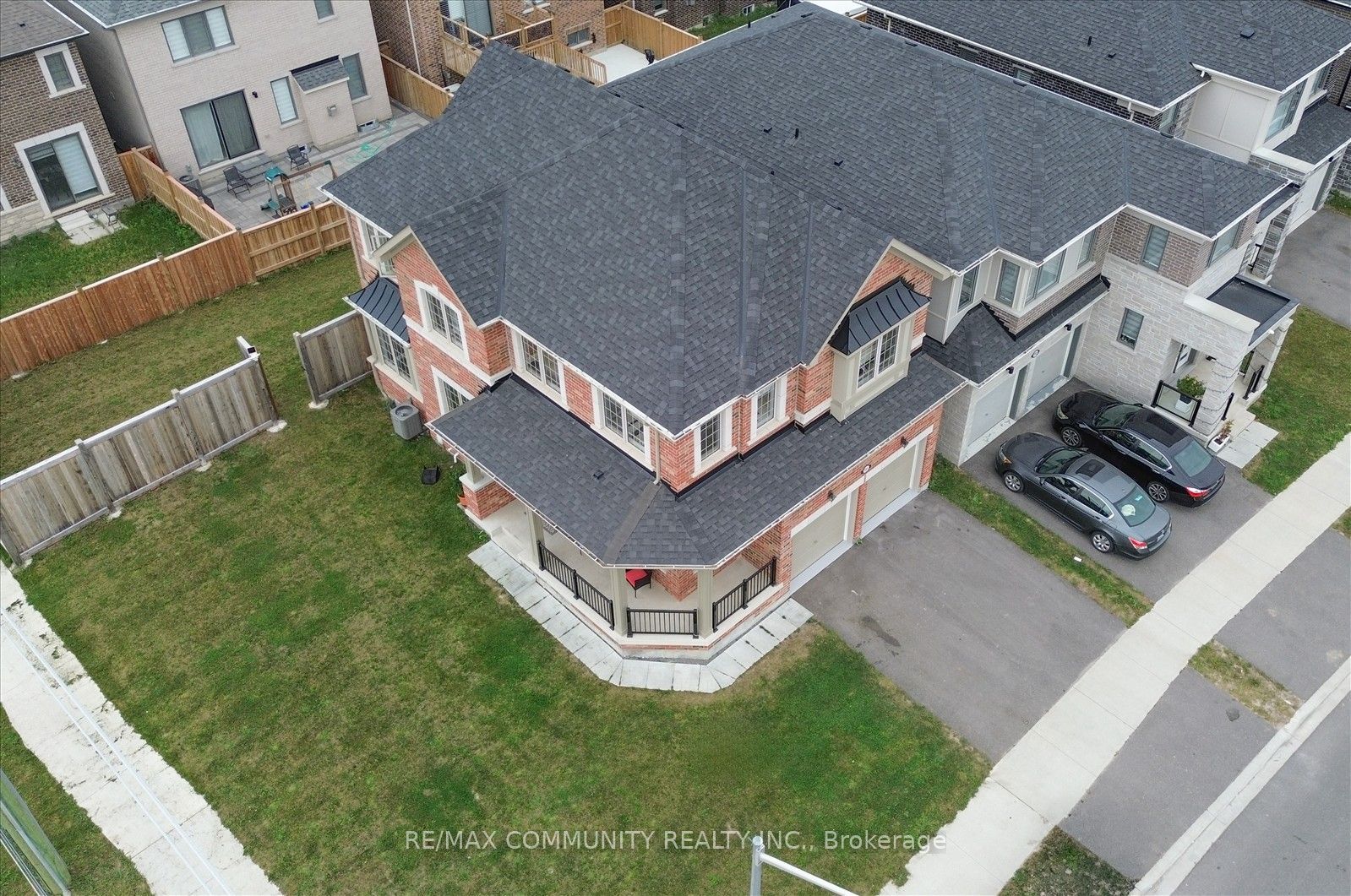 3001 Hollyberry Trail Property Photo 7