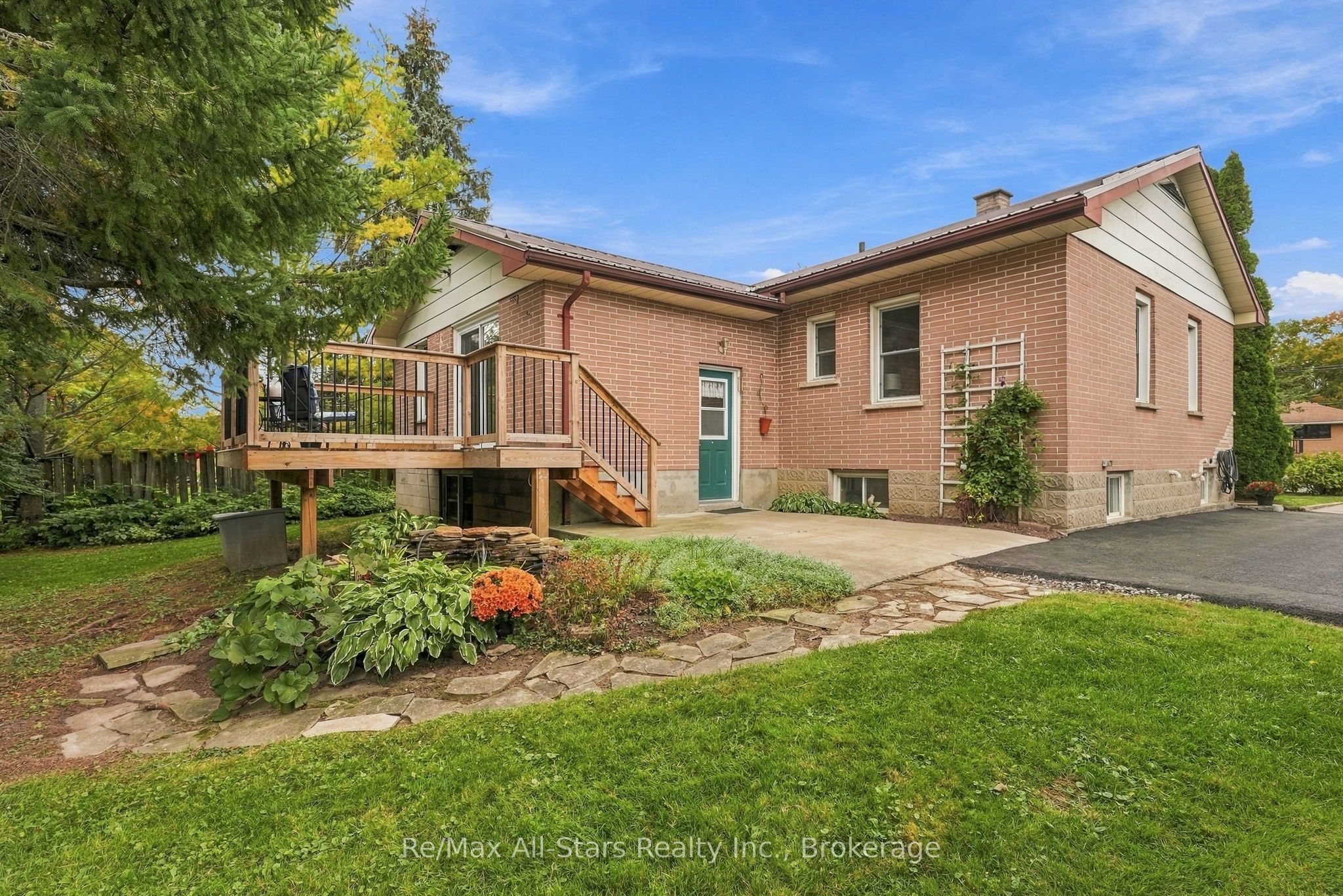 14661 Old Simcoe Road Property Photo 5