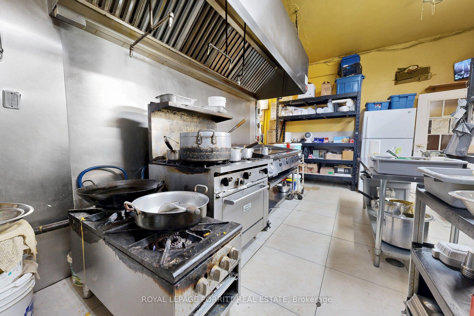 2633 Eglinton Avenue E Property Photo 13
