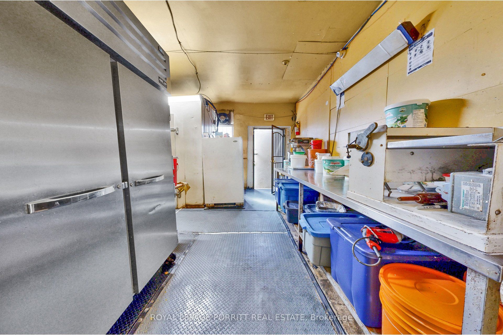 2633 Eglinton Avenue E Property Photo 17