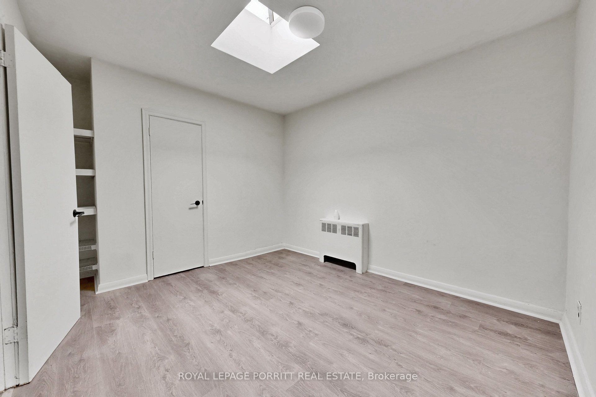 2633 Eglinton Avenue E Property Photo 19