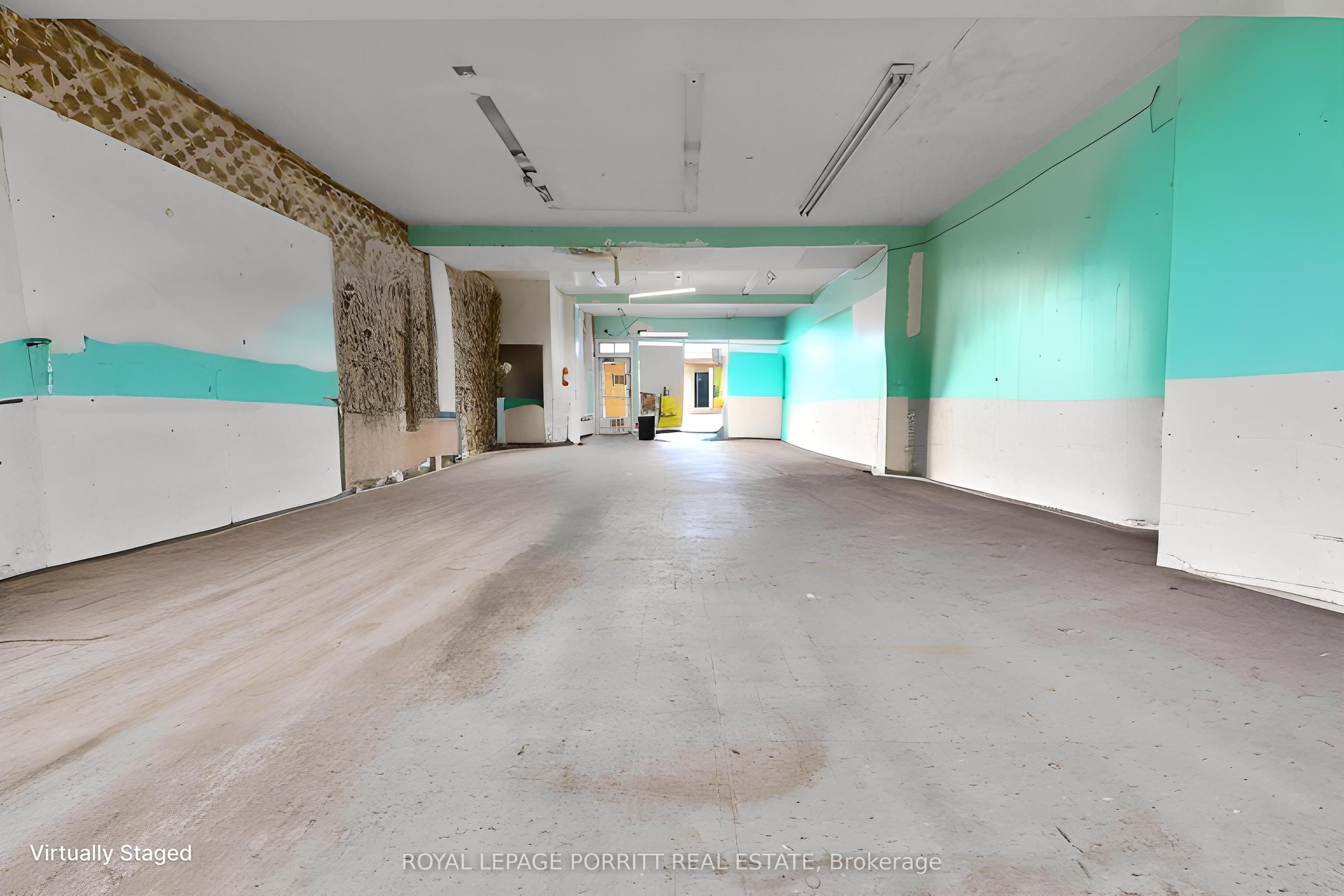 2633 Eglinton Avenue E Property Photo 28