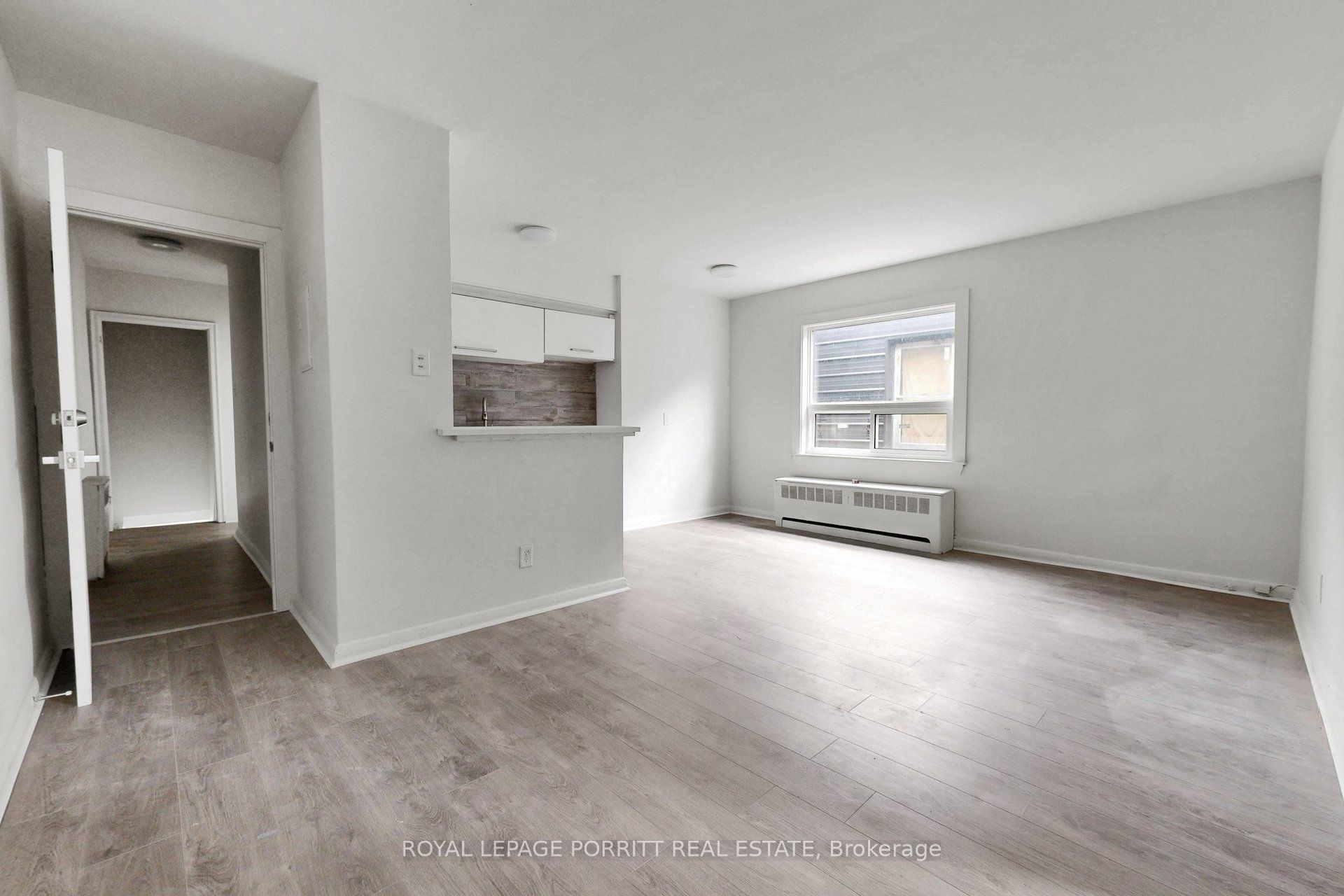 2633 Eglinton Avenue E Property Photo 32