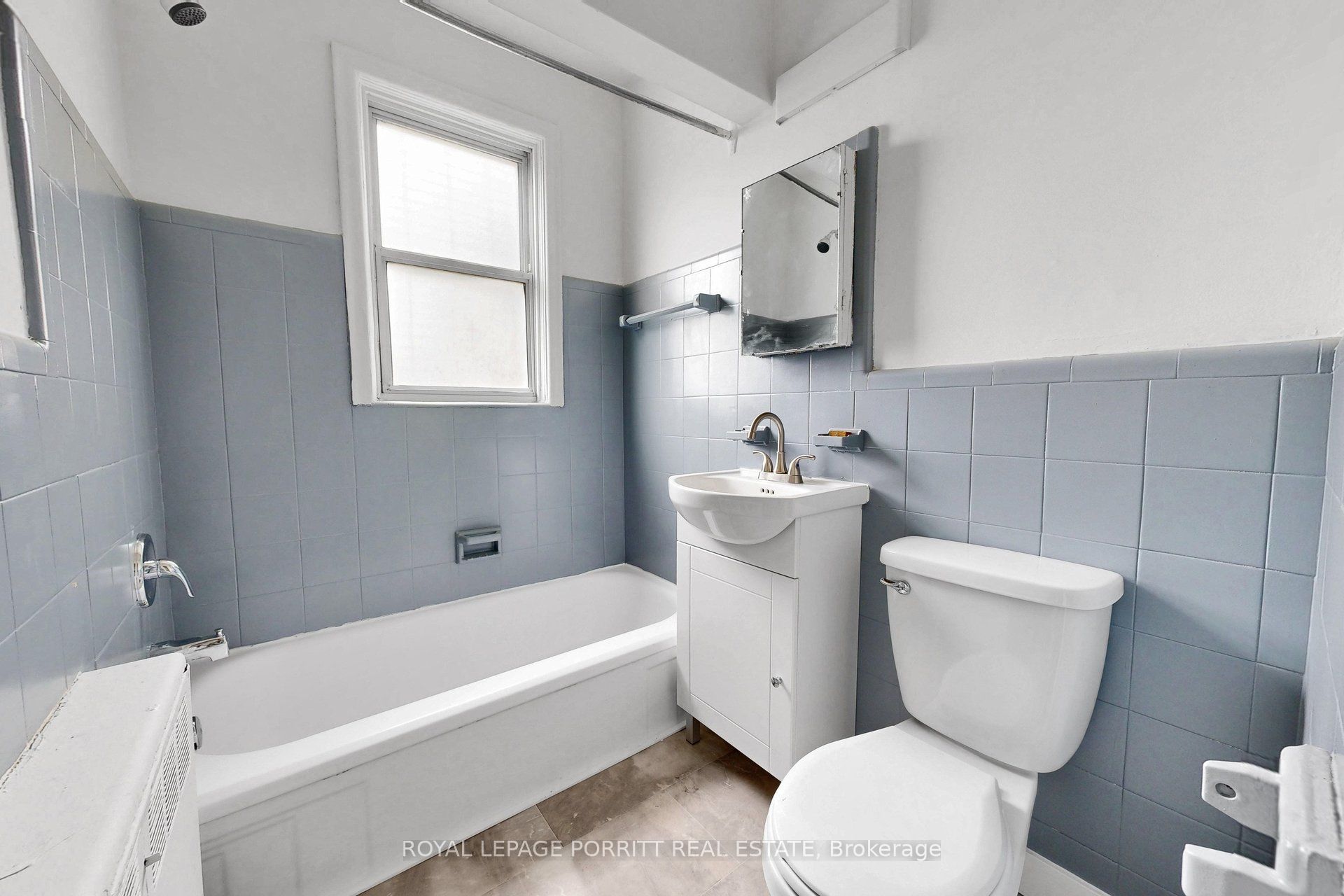 2633 Eglinton Avenue E Property Photo 36
