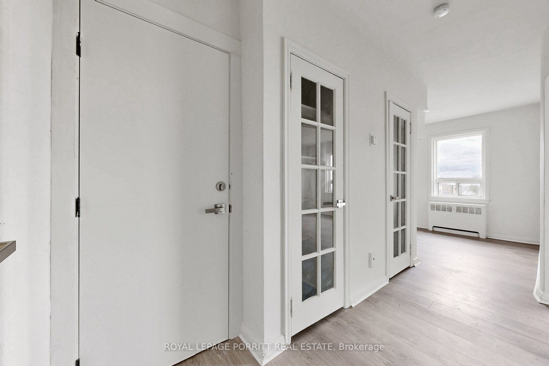 2633 Eglinton Avenue E Property Photo 40