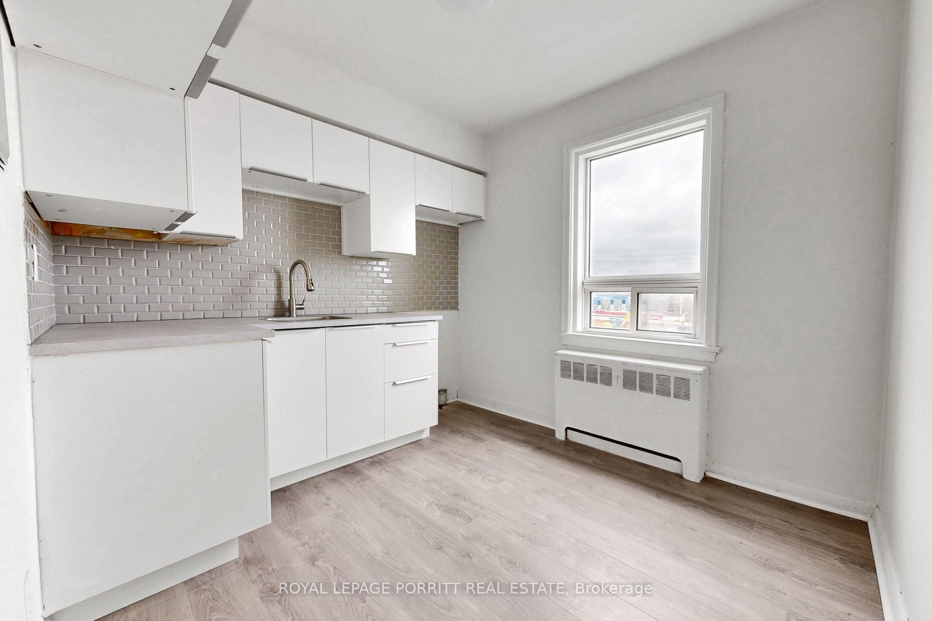 2633 Eglinton Avenue E Property Photo 48