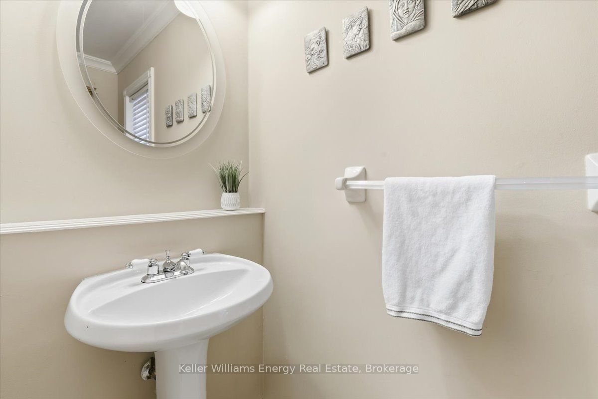 27 Dent Street Property Photo 7