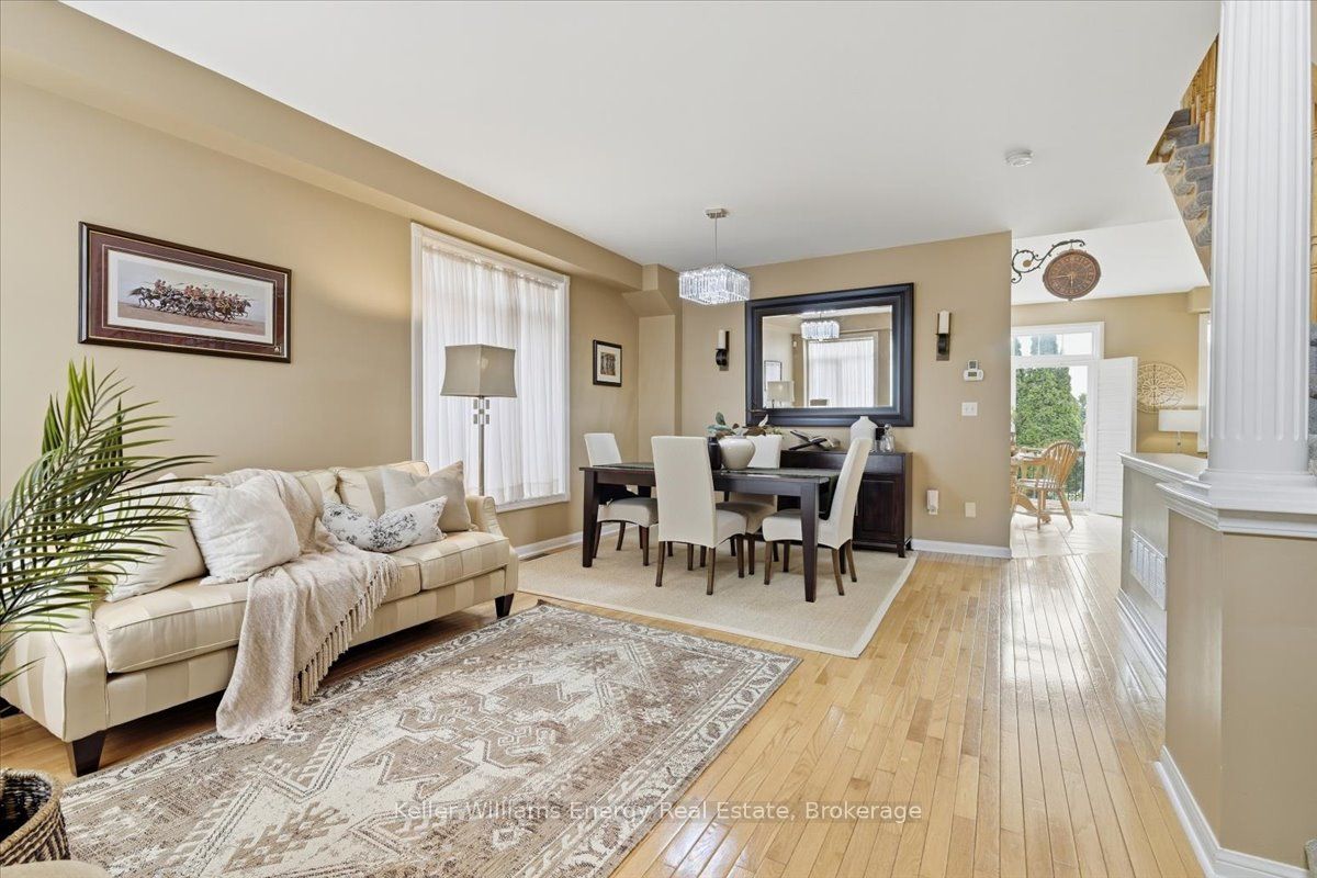 27 Dent Street Property Photo 8