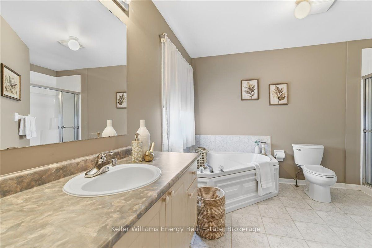 27 Dent Street Property Photo 24
