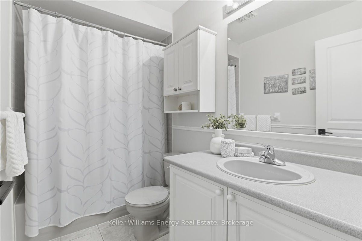 27 Dent Street Property Photo 28