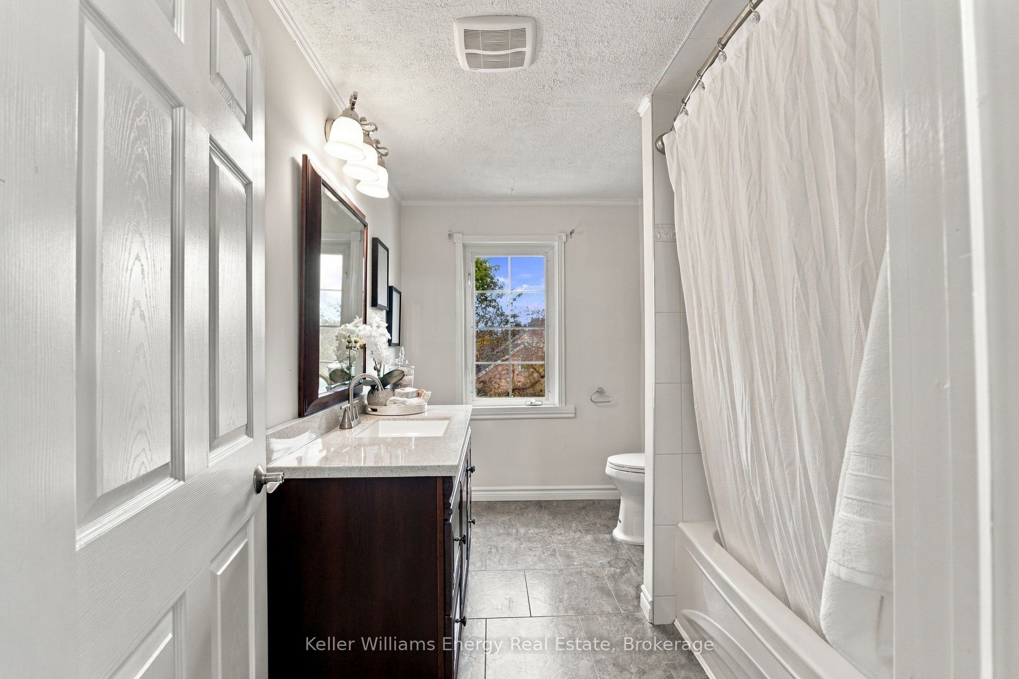 477 Cubert Street Property Photo 24