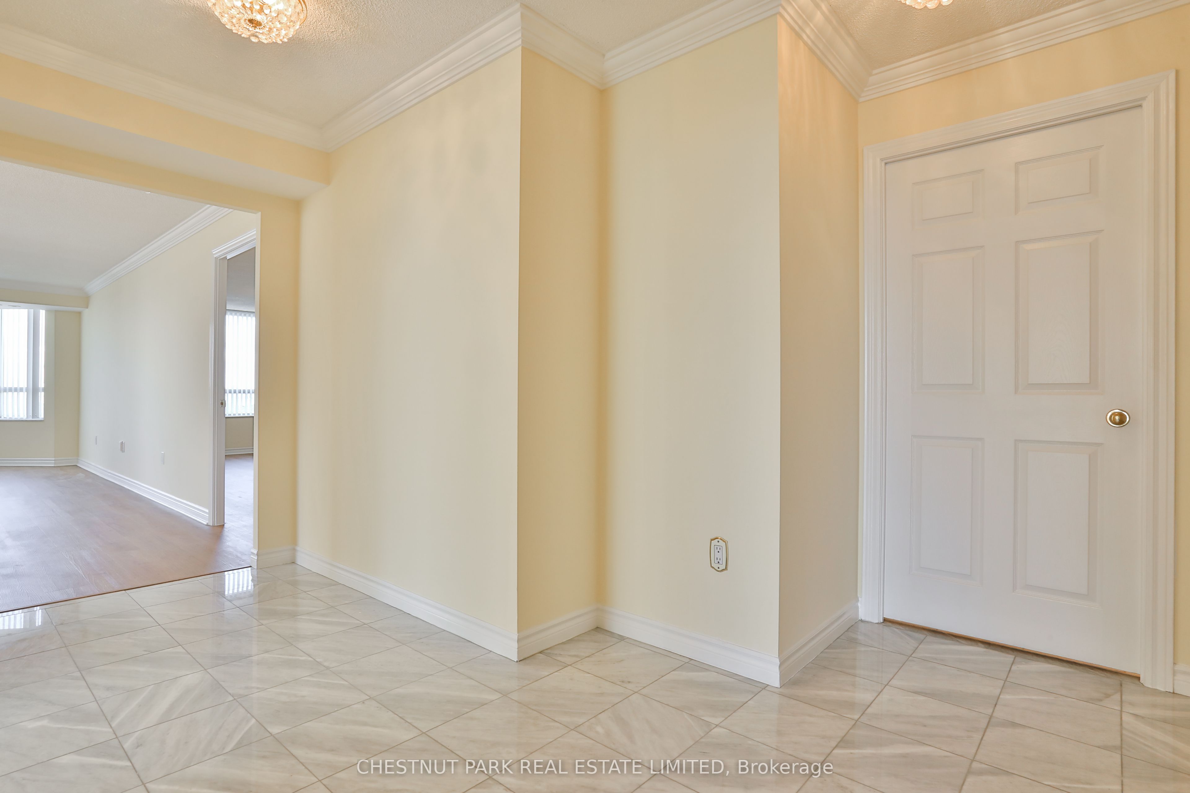 228 Bonis Avenue E 2705 Property Photo 8