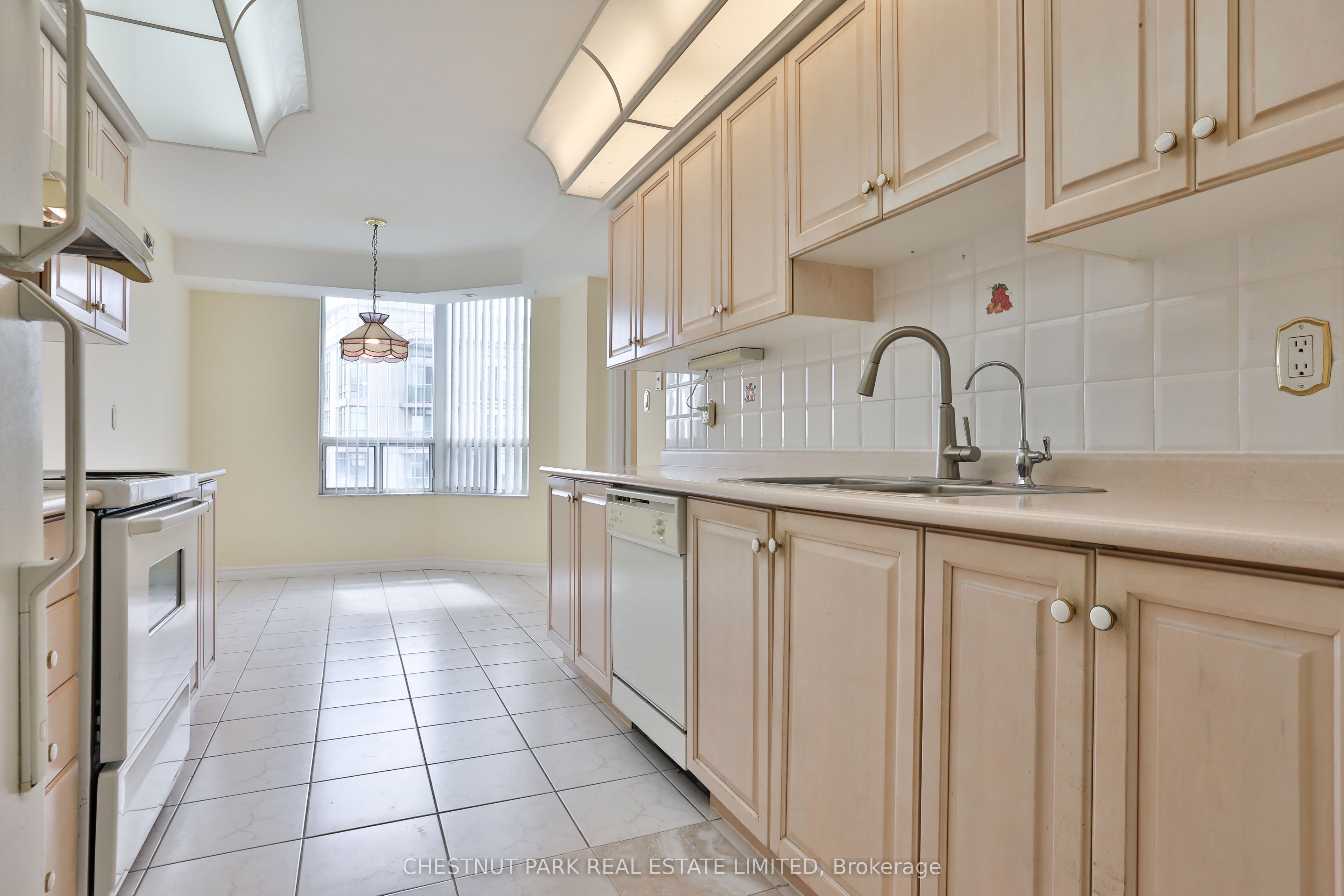 228 Bonis Avenue E 2705 Property Photo 18