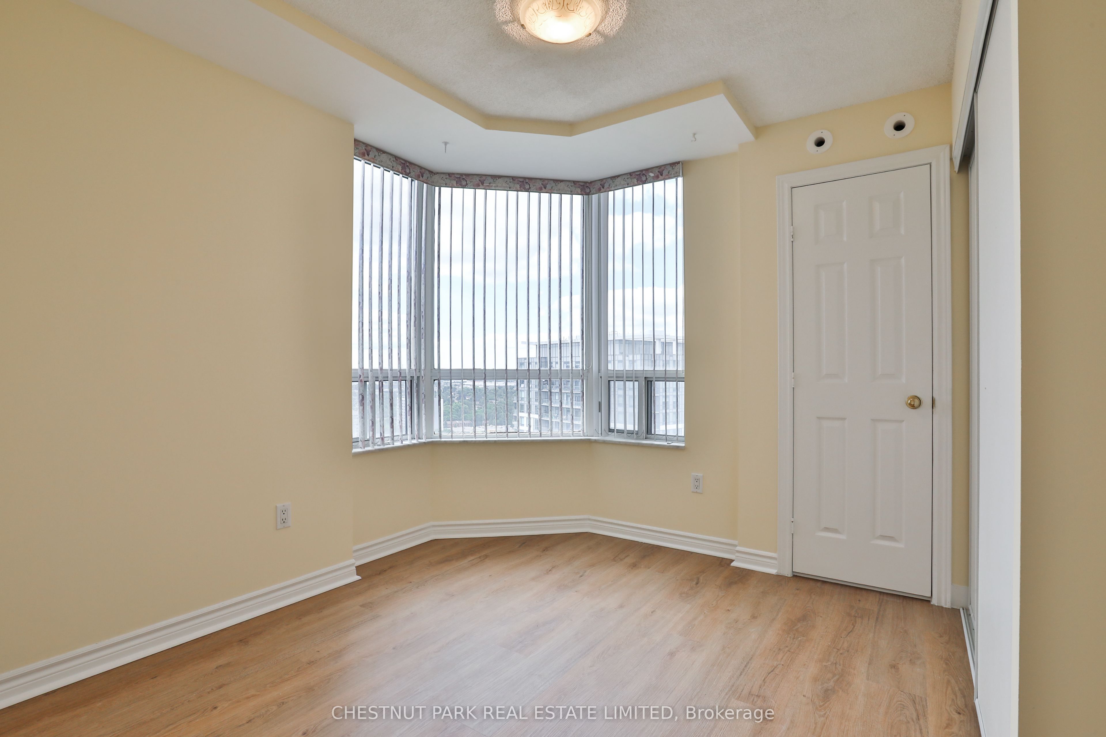 228 Bonis Avenue E 2705 Property Photo 28