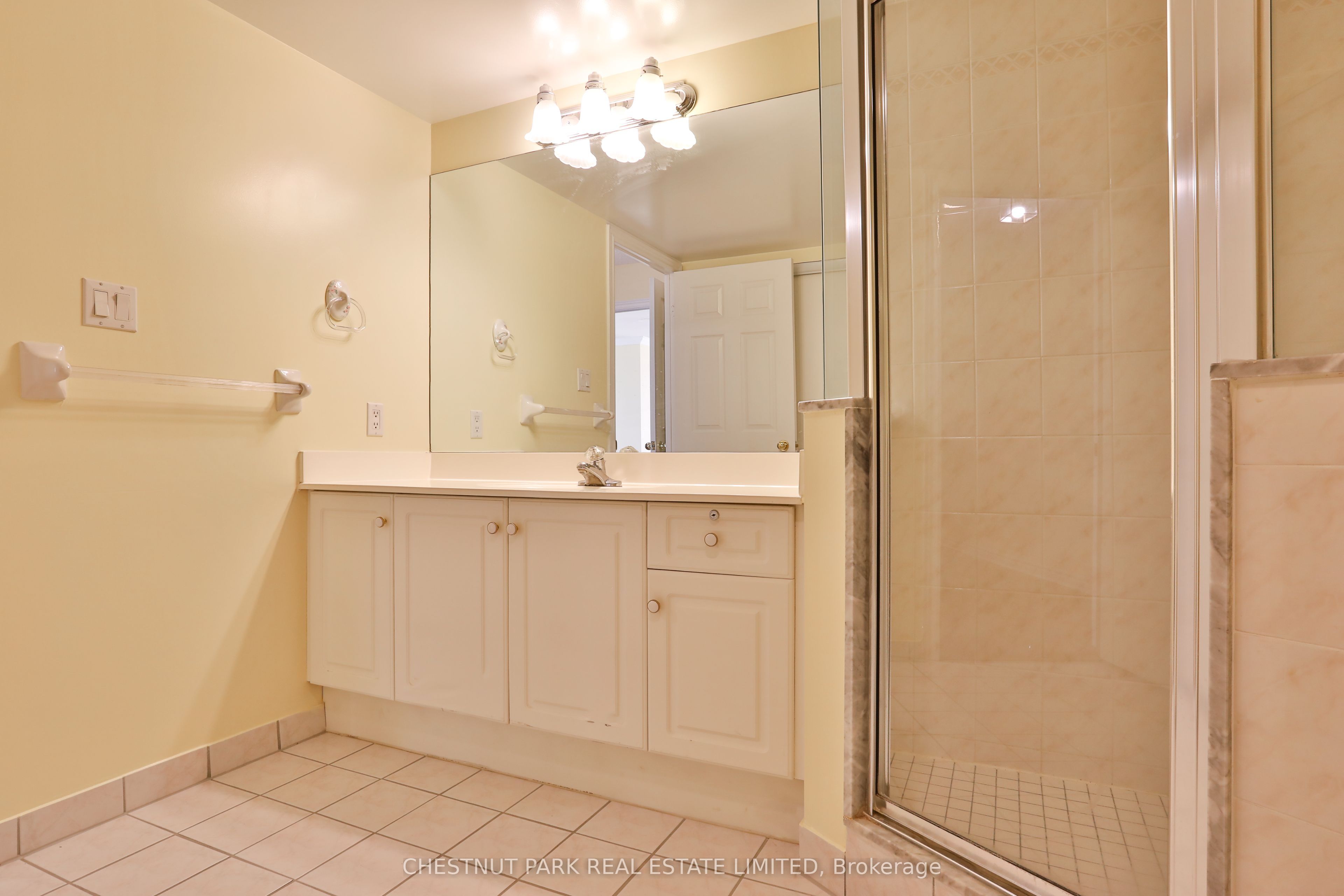 228 Bonis Avenue E 2705 Property Photo 33