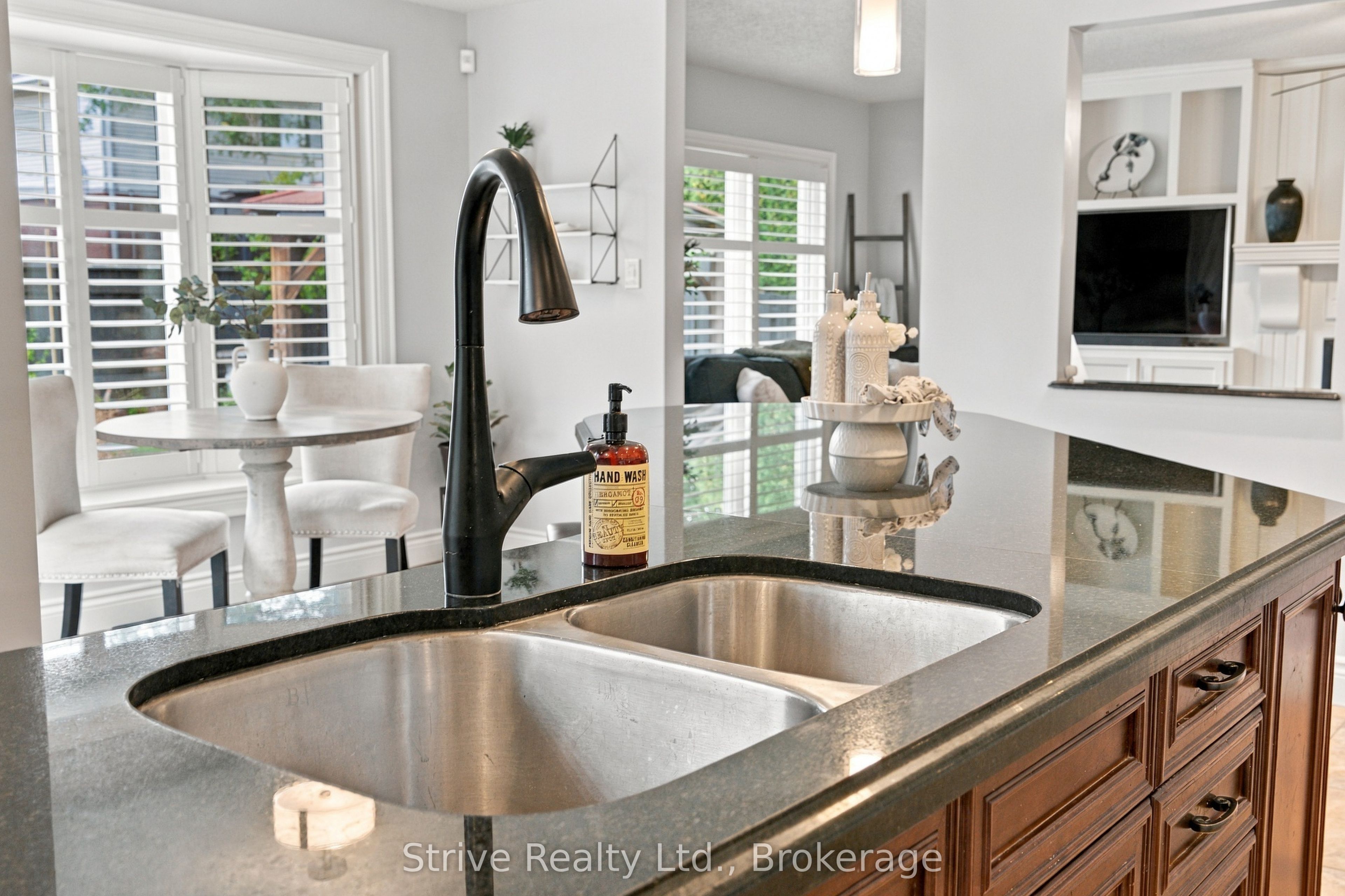 40 Mclellan Drive Property Photo 12