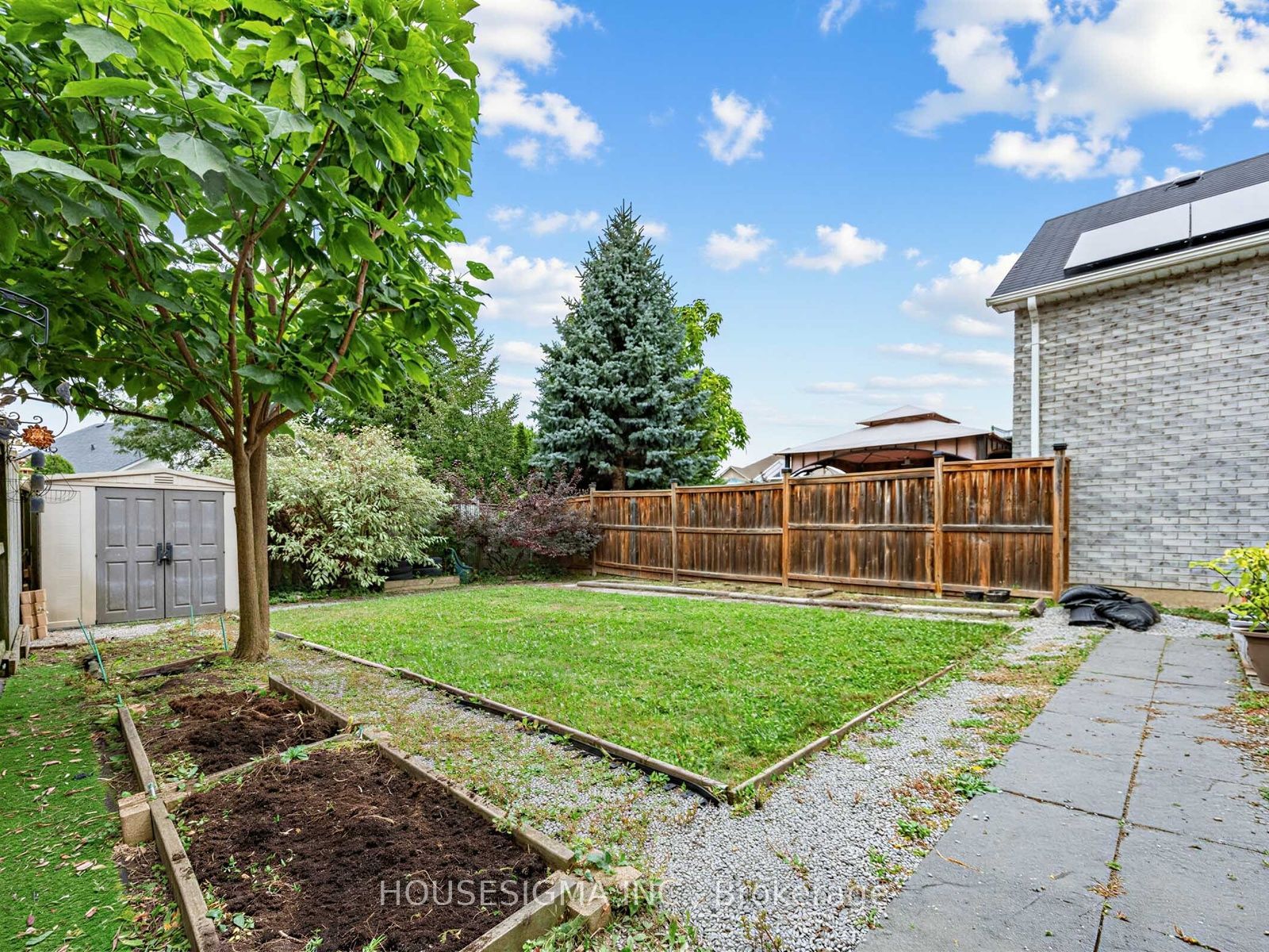 554 Aldershot Drive Property Photo 30