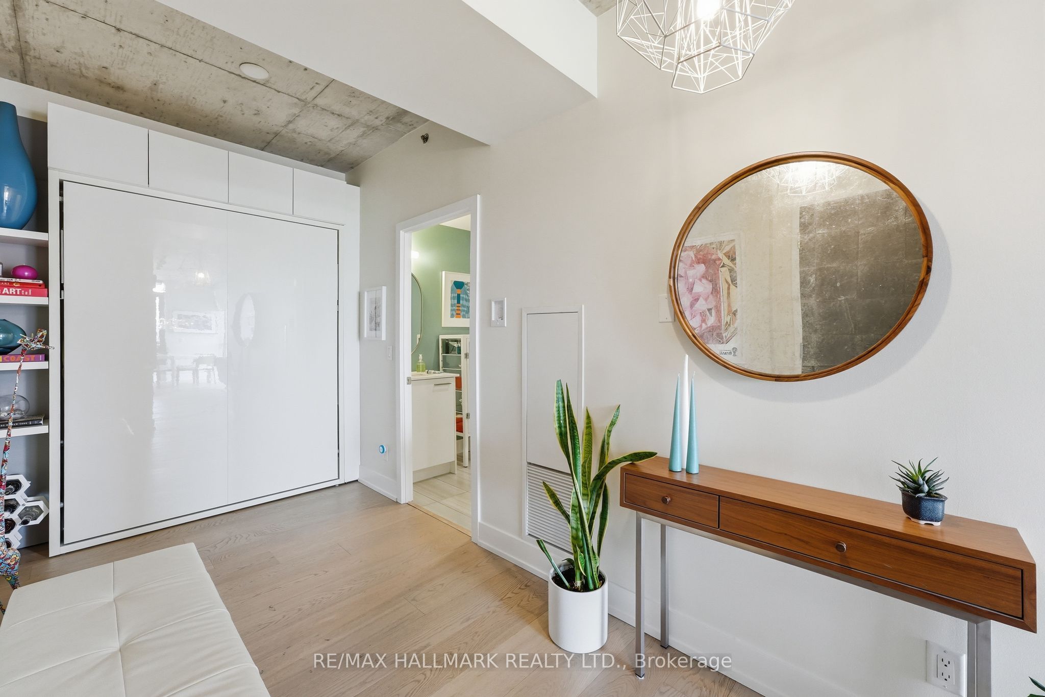 630 Queen Street E 602 Property Photo 4