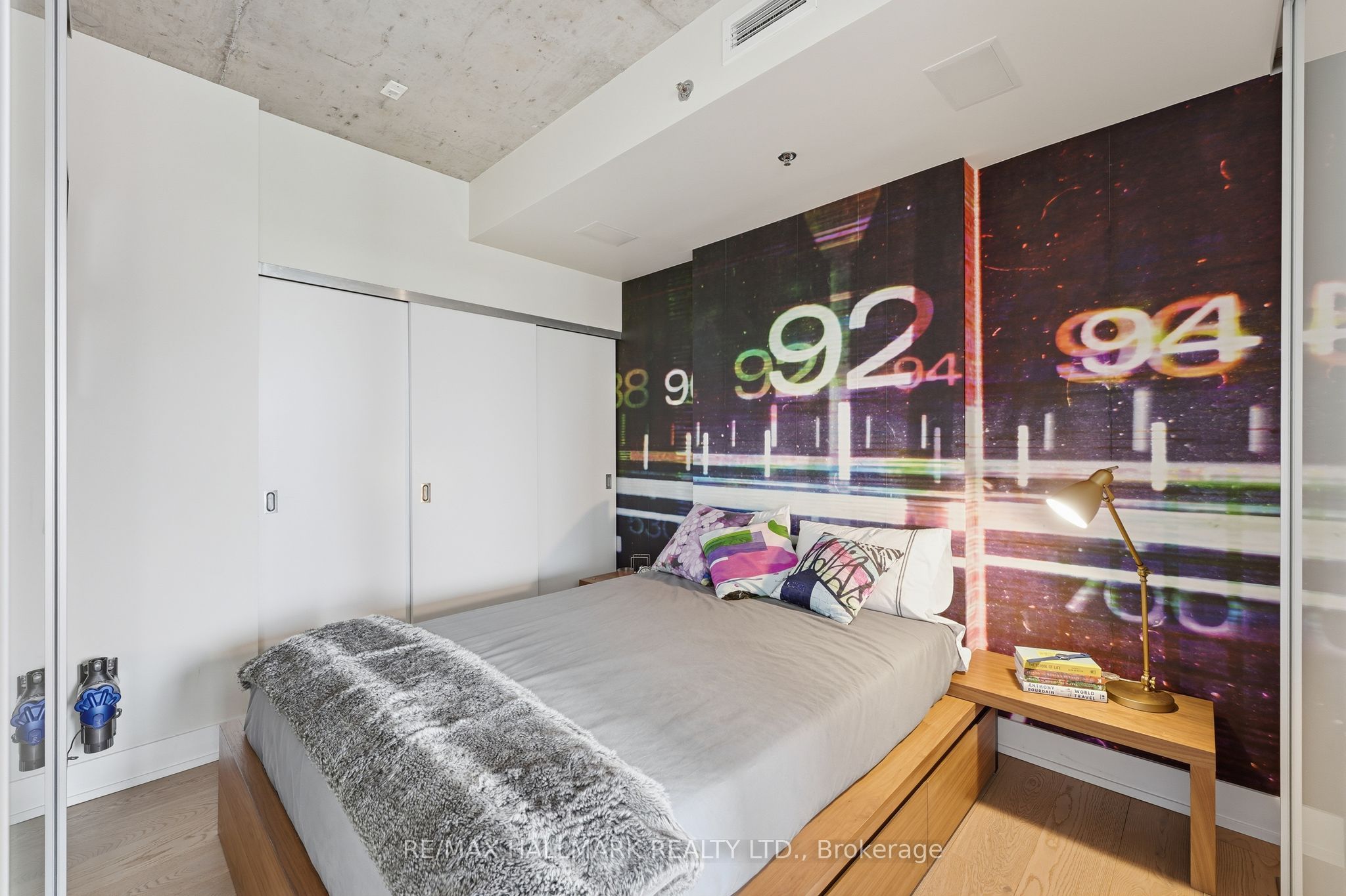 630 Queen Street E 602 Property Photo 13