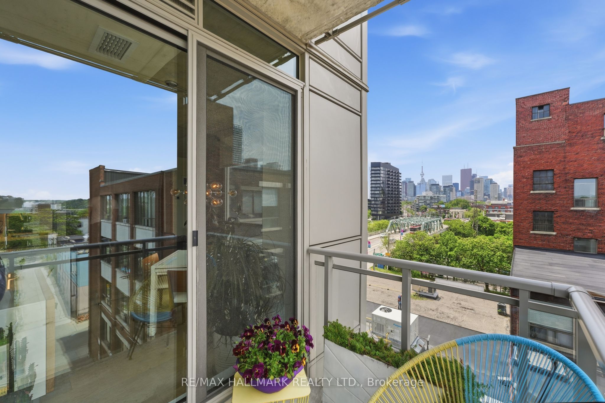 630 Queen Street E 602 Property Photo 20
