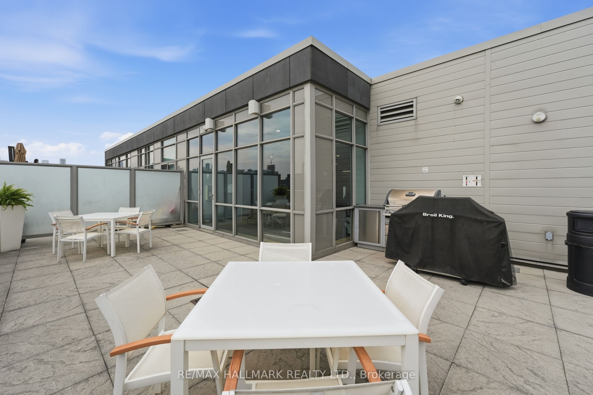 630 Queen Street E 602 Property Photo 25