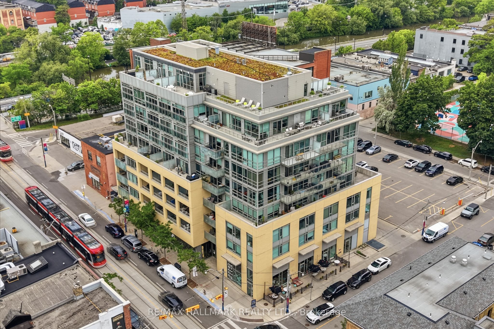 630 Queen Street E 602 Property Photo 27