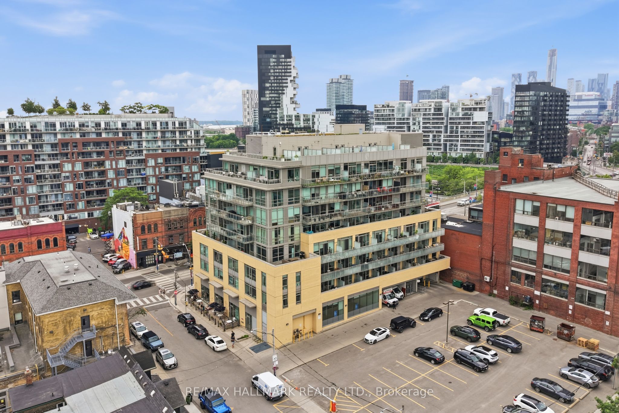 630 Queen Street E 602 Property Photo 32