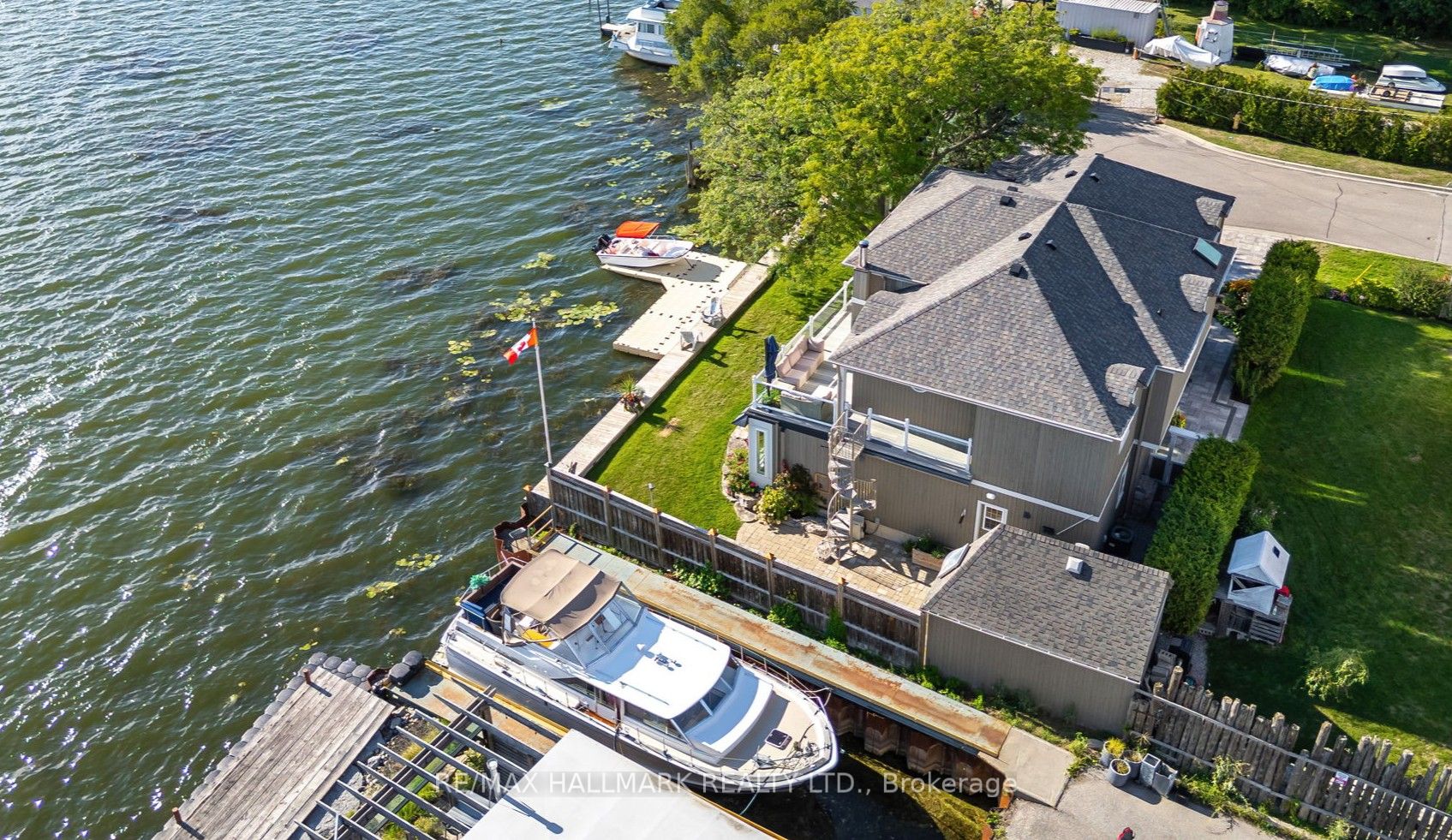 1275 Wharf Street Property Photo 3