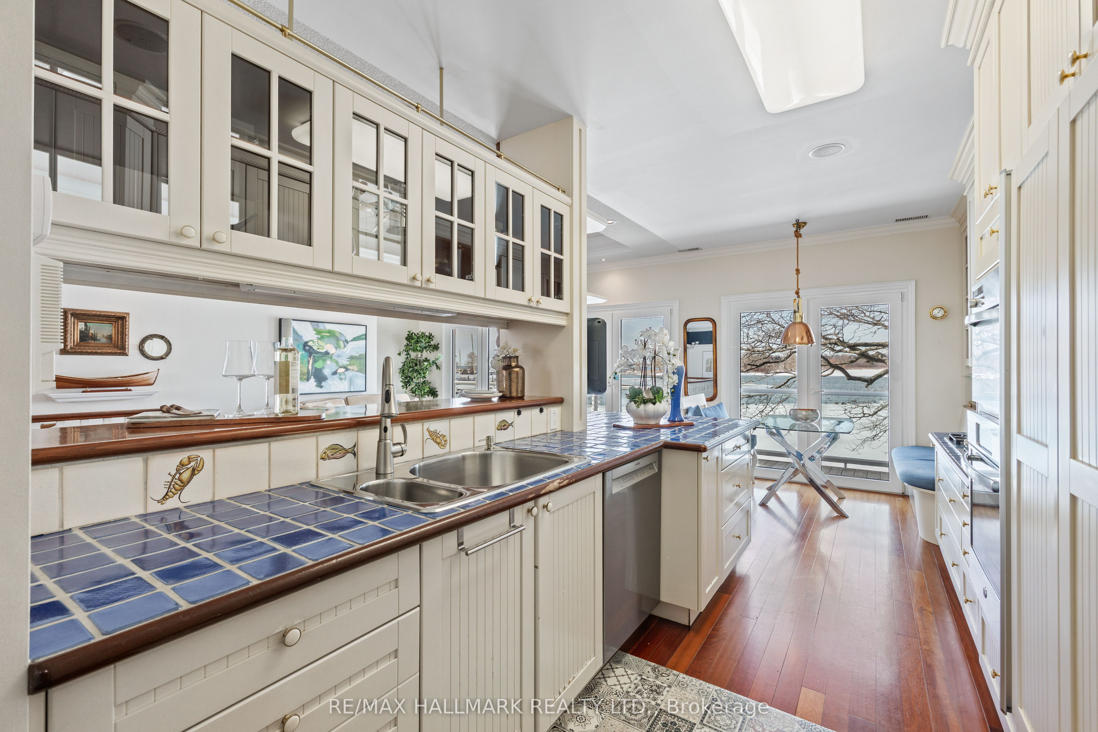 1275 Wharf Street Property Photo 7