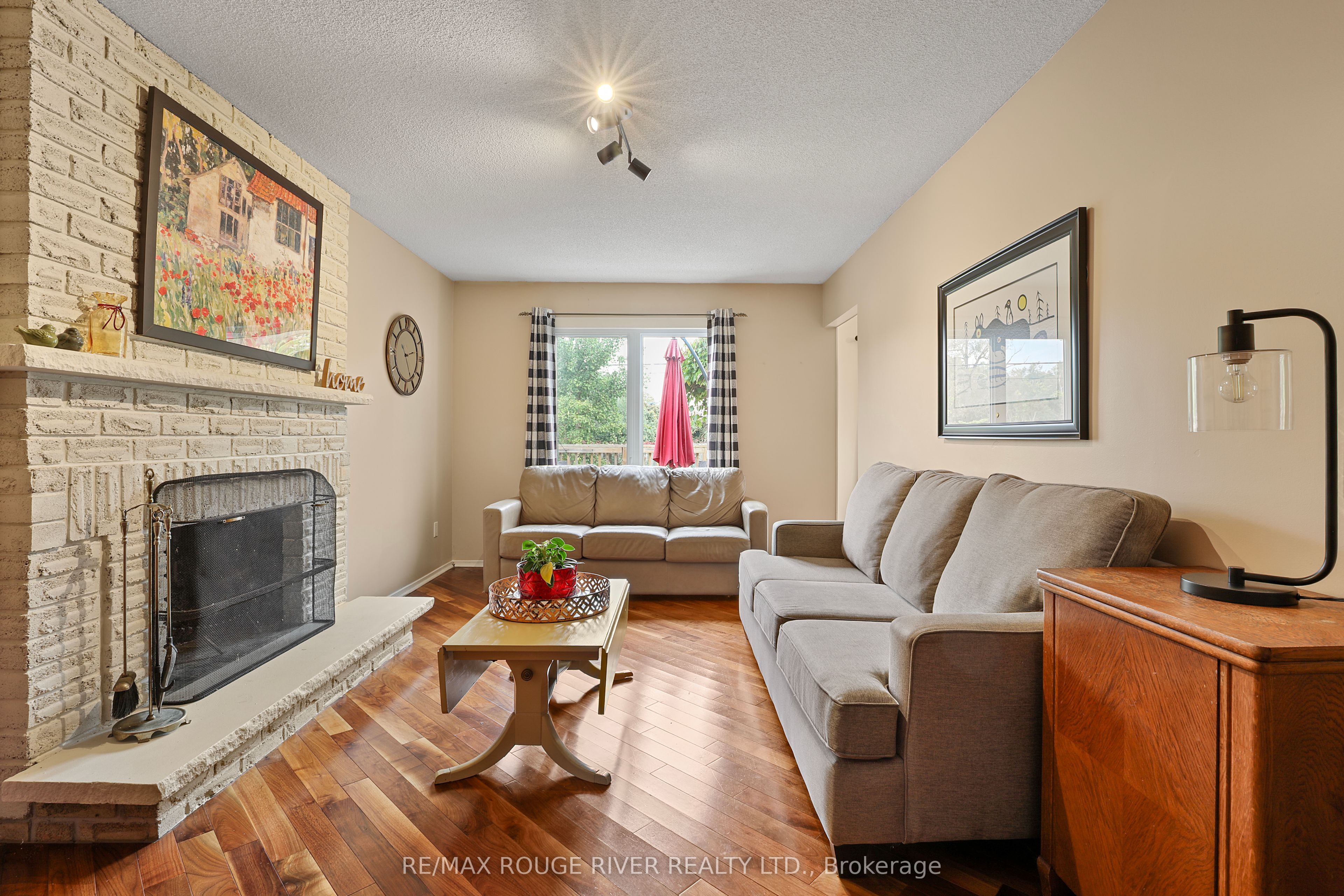 648 Cognac Crescent Property Photo 17
