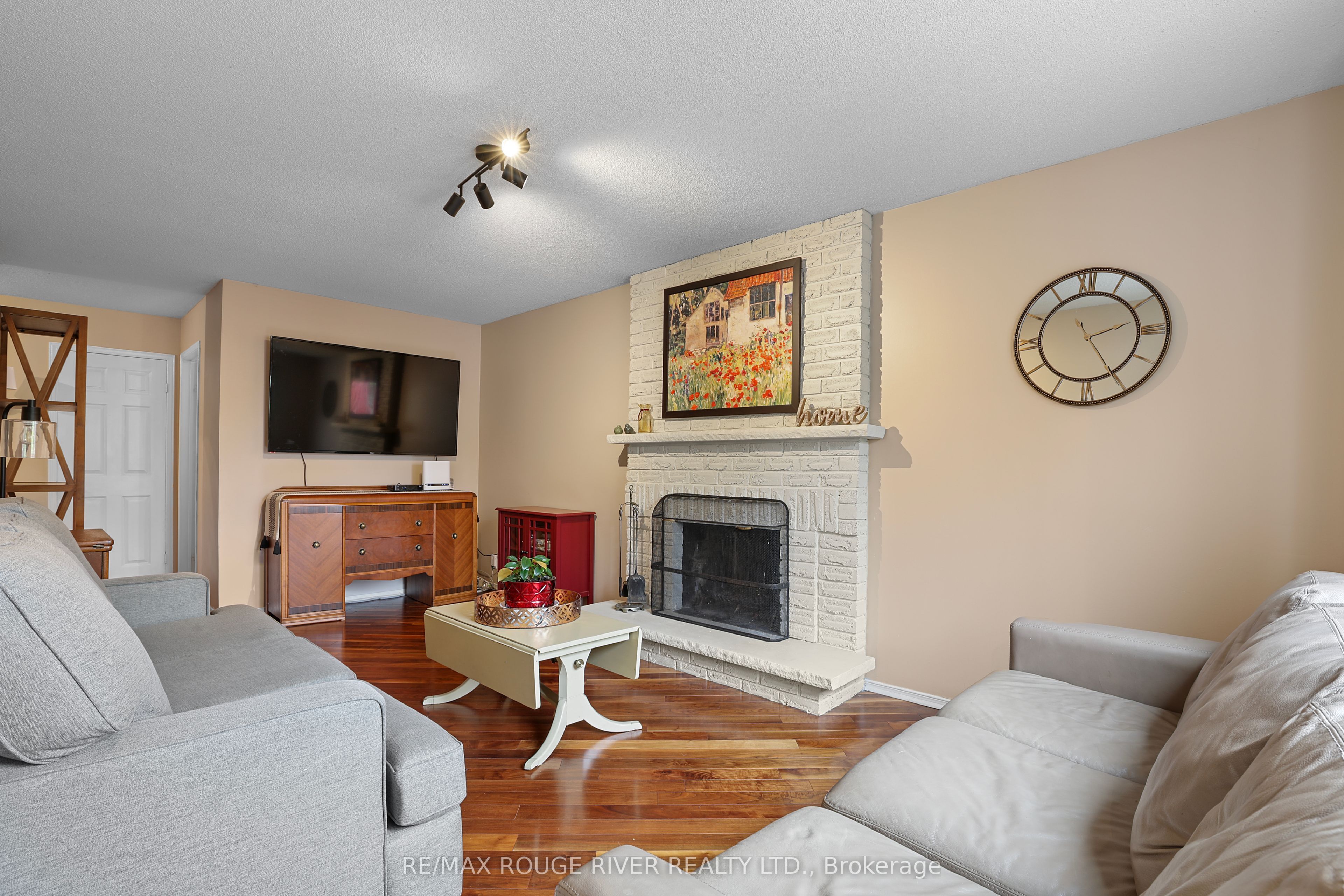 648 Cognac Crescent Property Photo 18