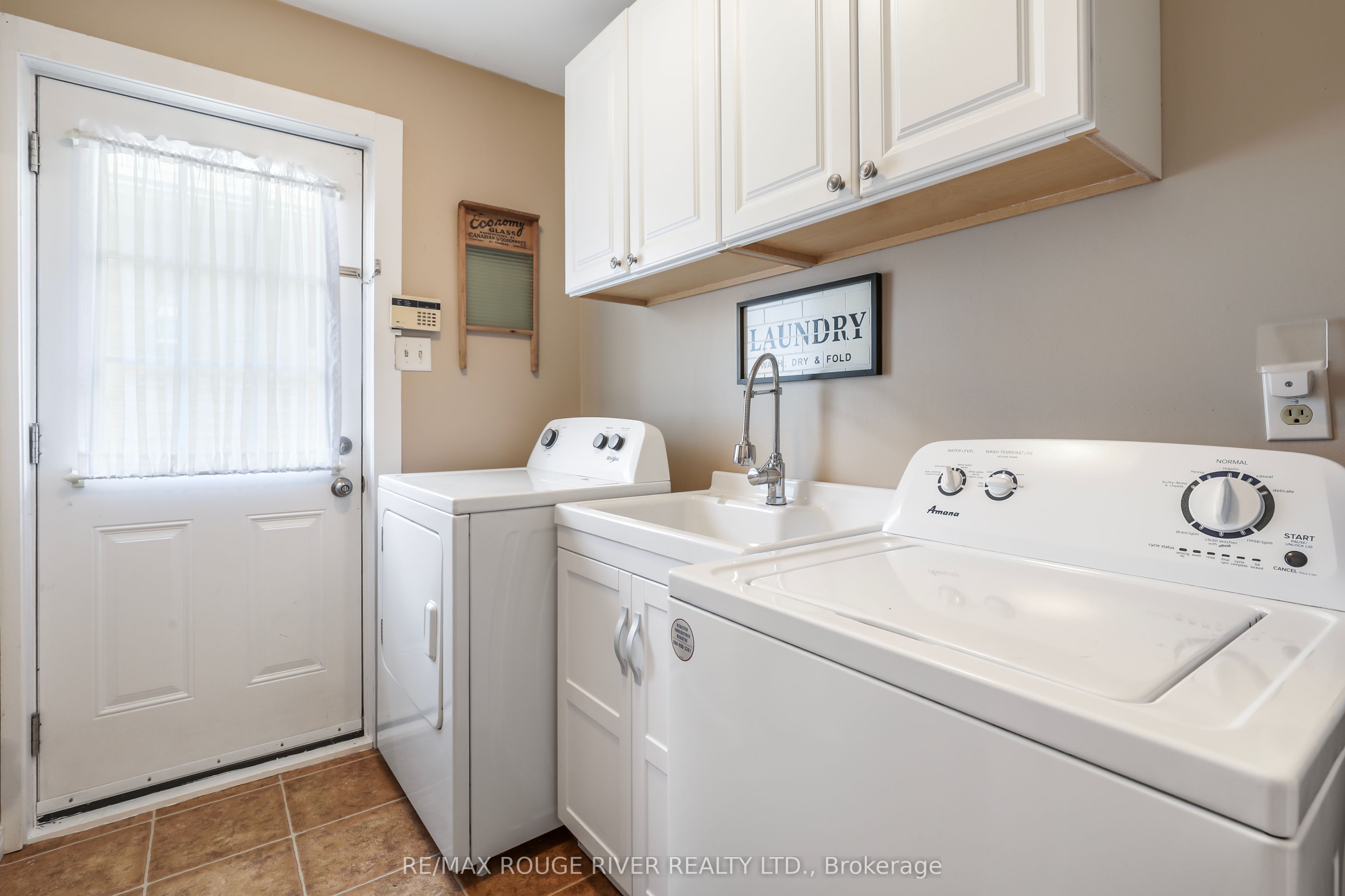 648 Cognac Crescent Property Photo 21