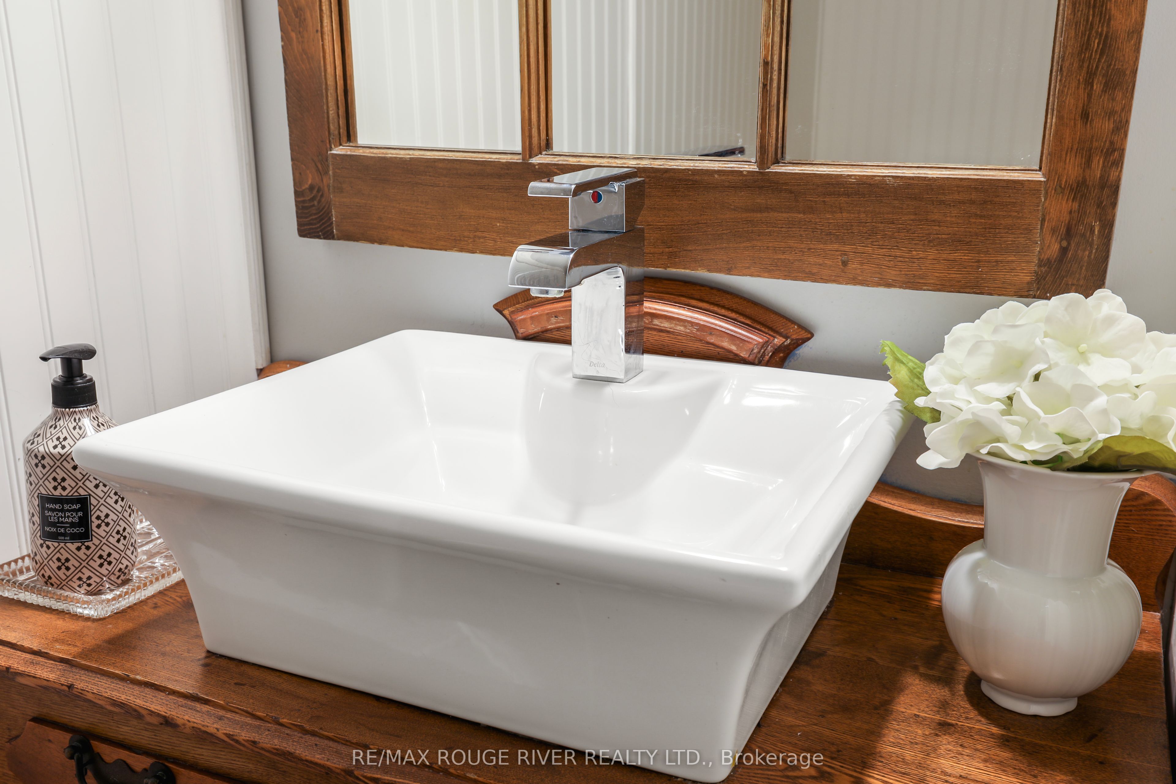 648 Cognac Crescent Property Photo 23
