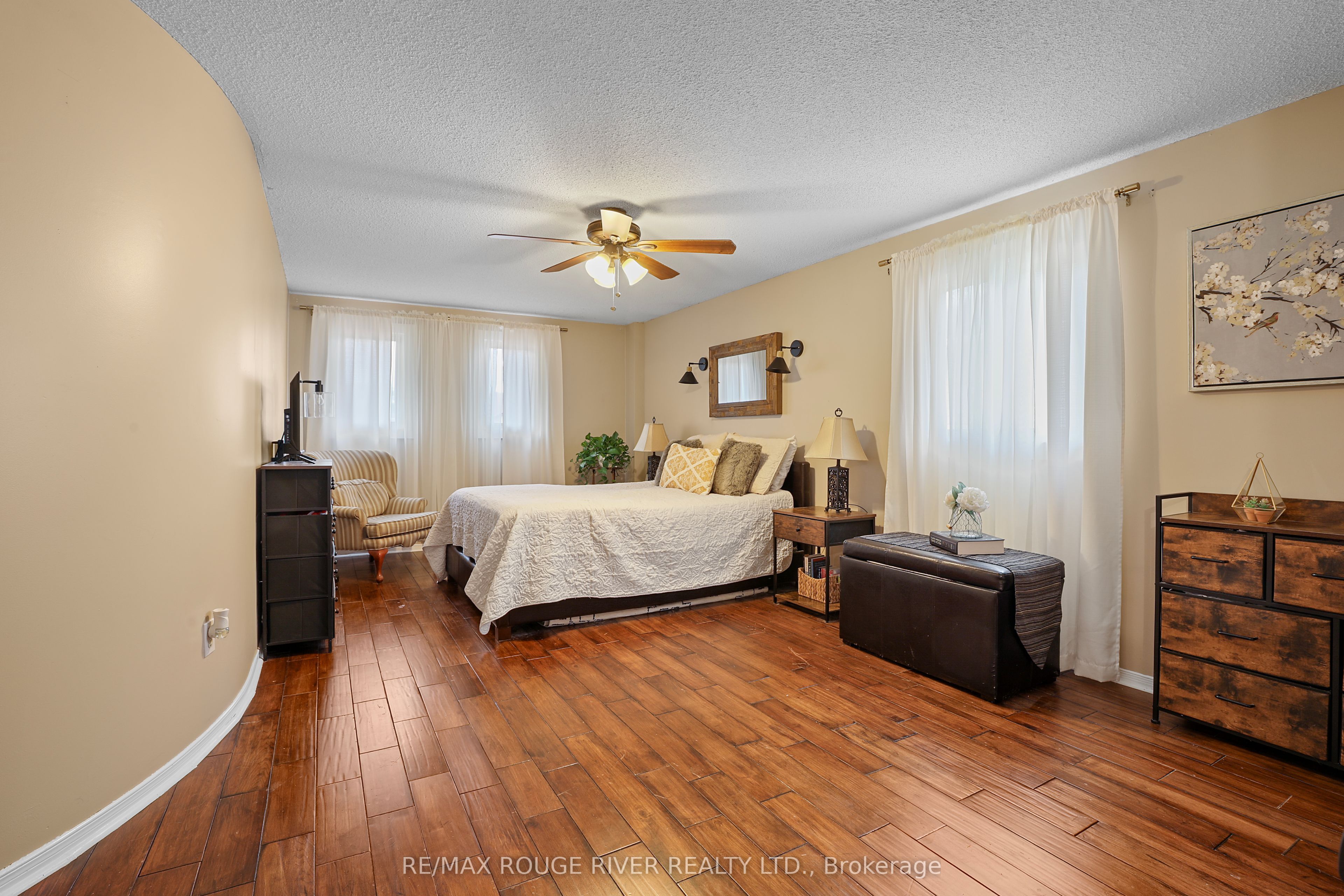 648 Cognac Crescent Property Photo 26