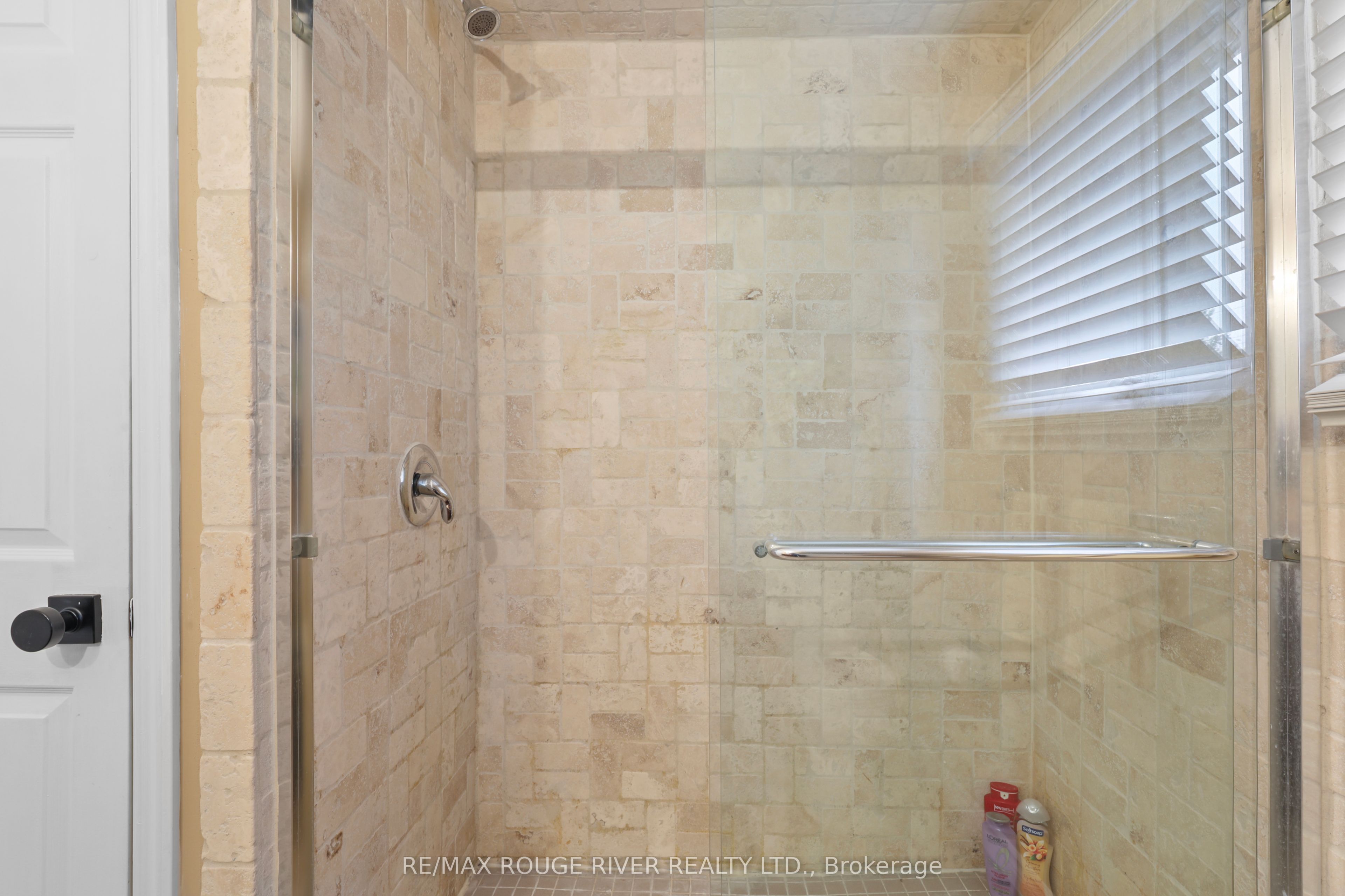 648 Cognac Crescent Property Photo 28