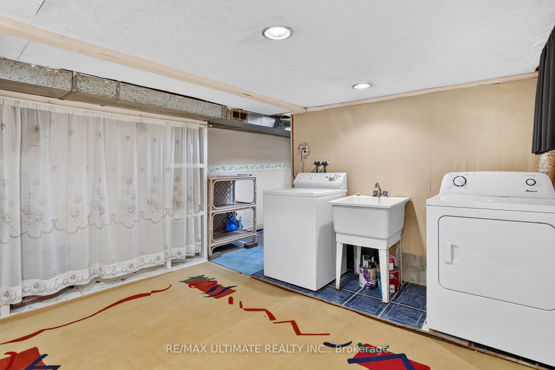 12 Eldon Avenue Property Photo 34